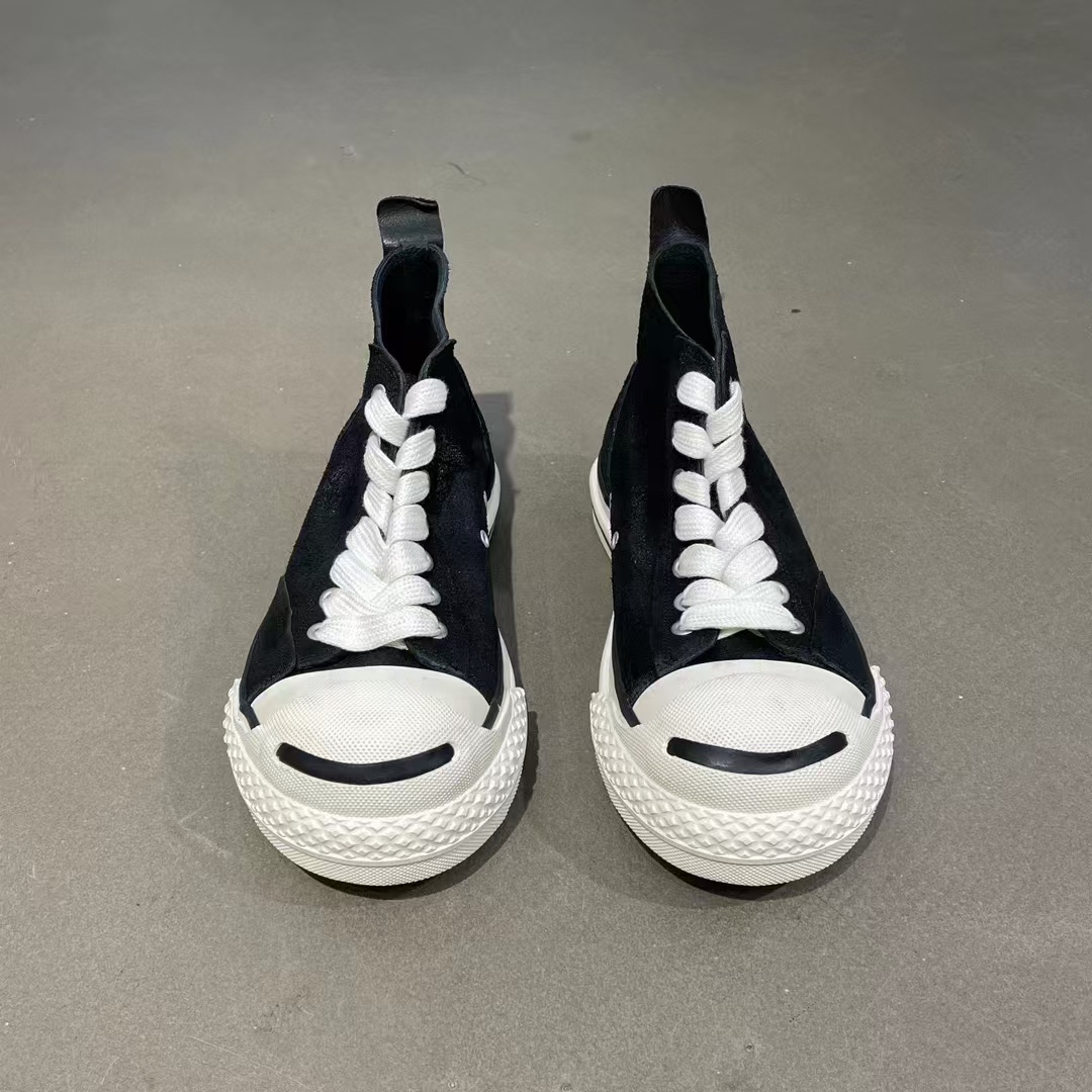 Board Shoes 43