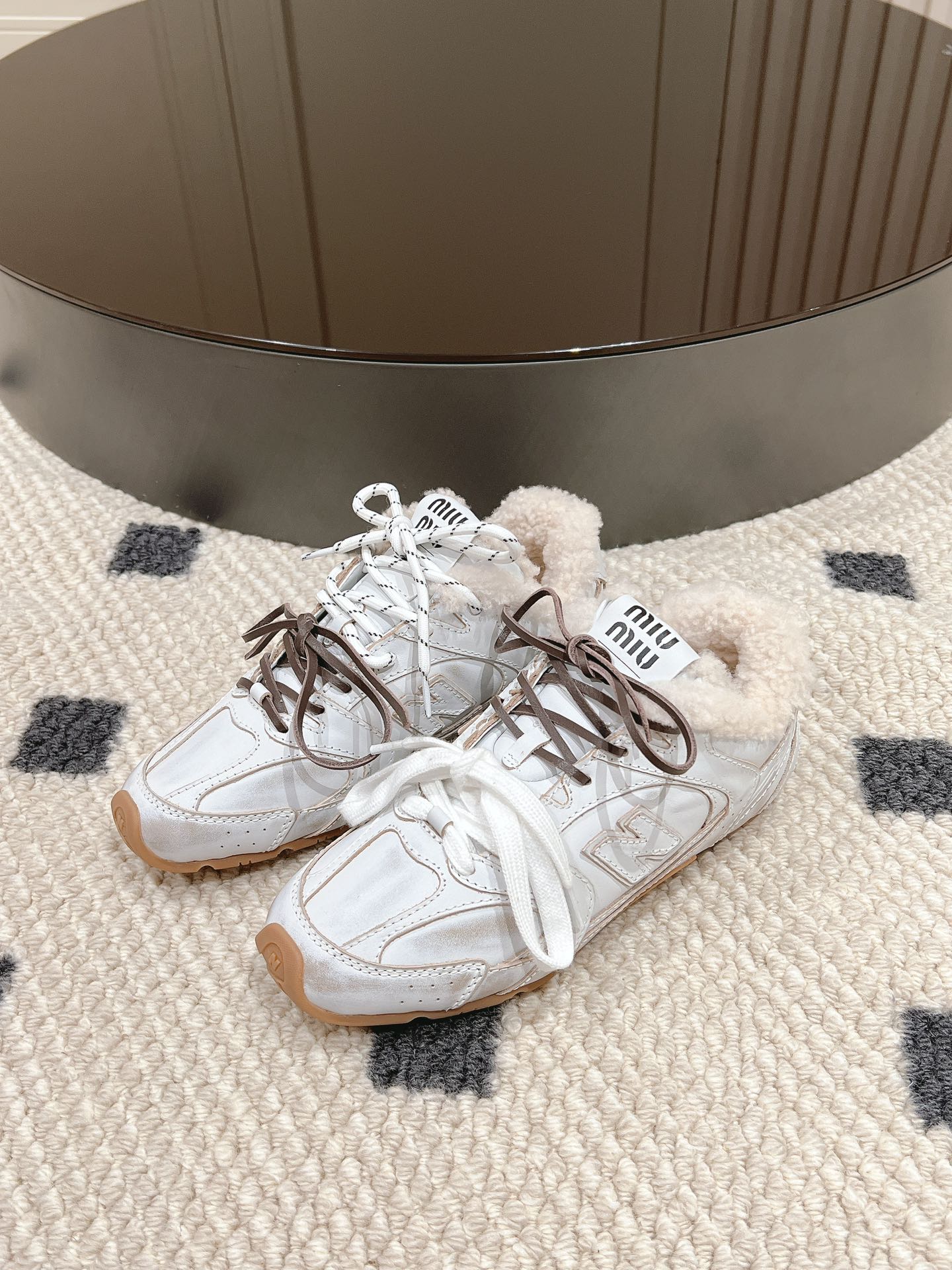 Miu Miu New Balance Sneakers Mesh M-l-s