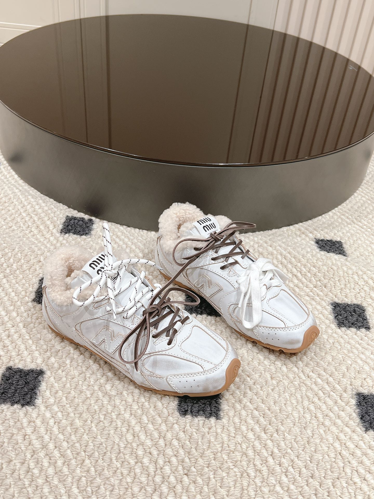Miu Miu New Balance Sneakers Mesh M-l-s