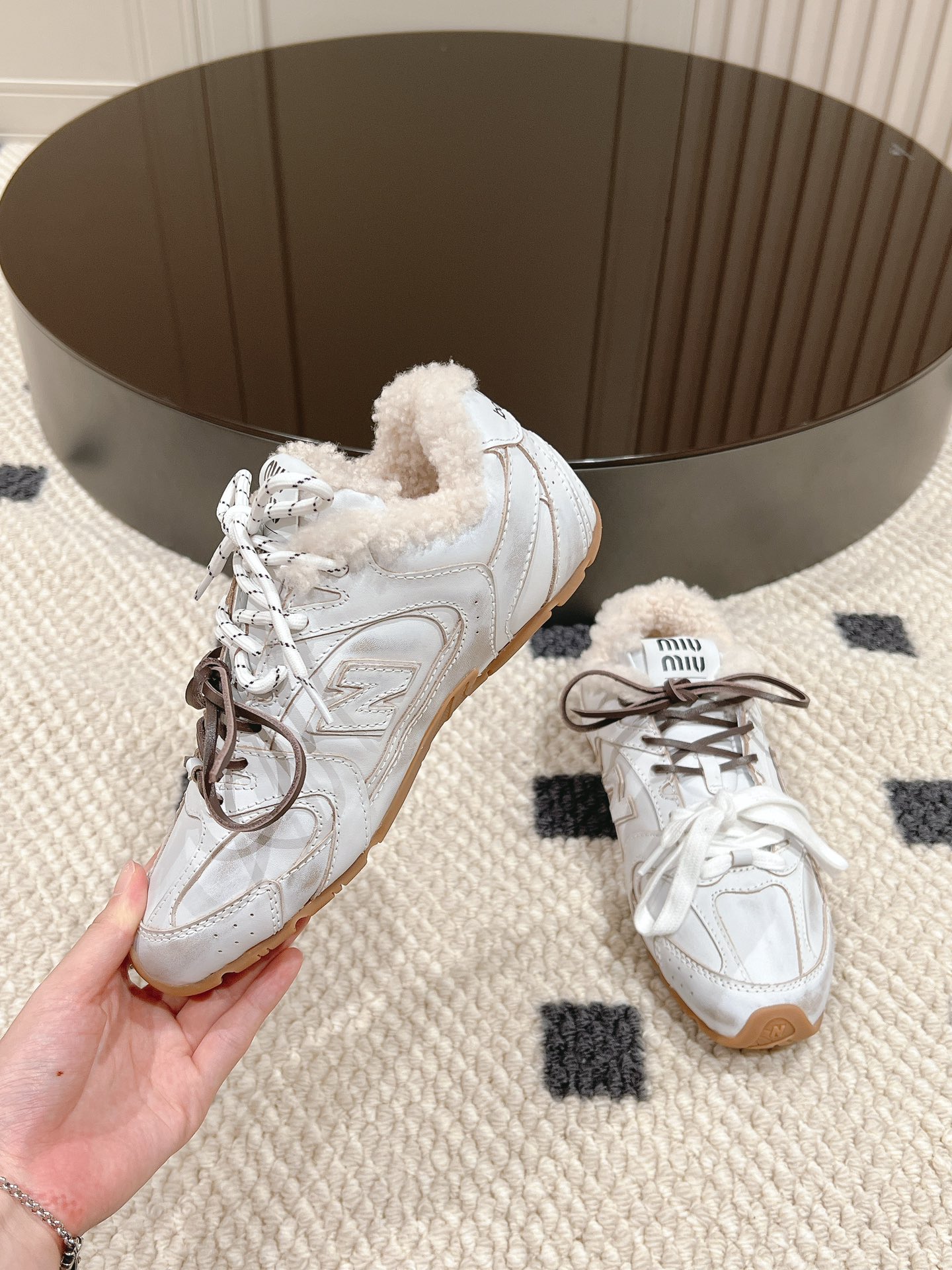 Miu Miu New Balance Sneakers Mesh M-l-s