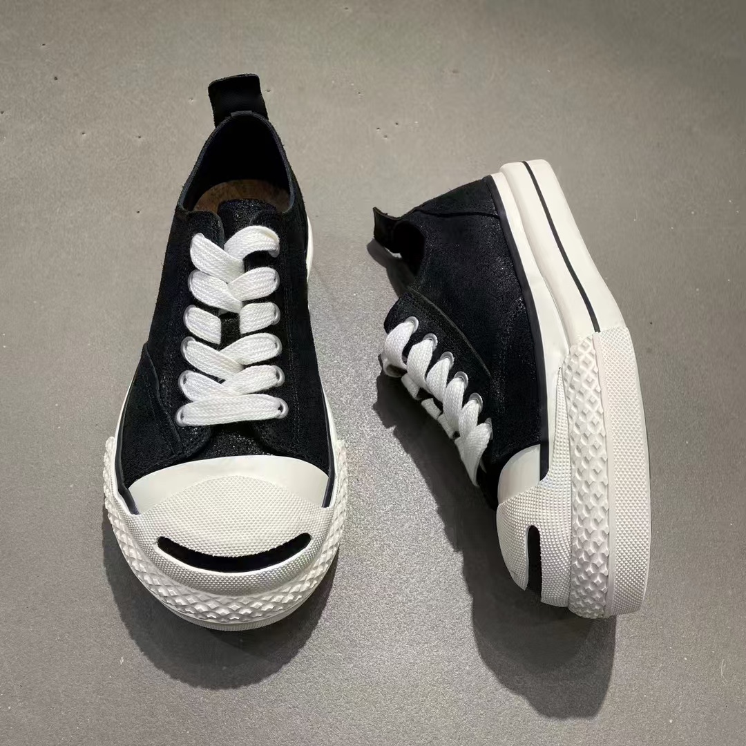Basic Shoes 43