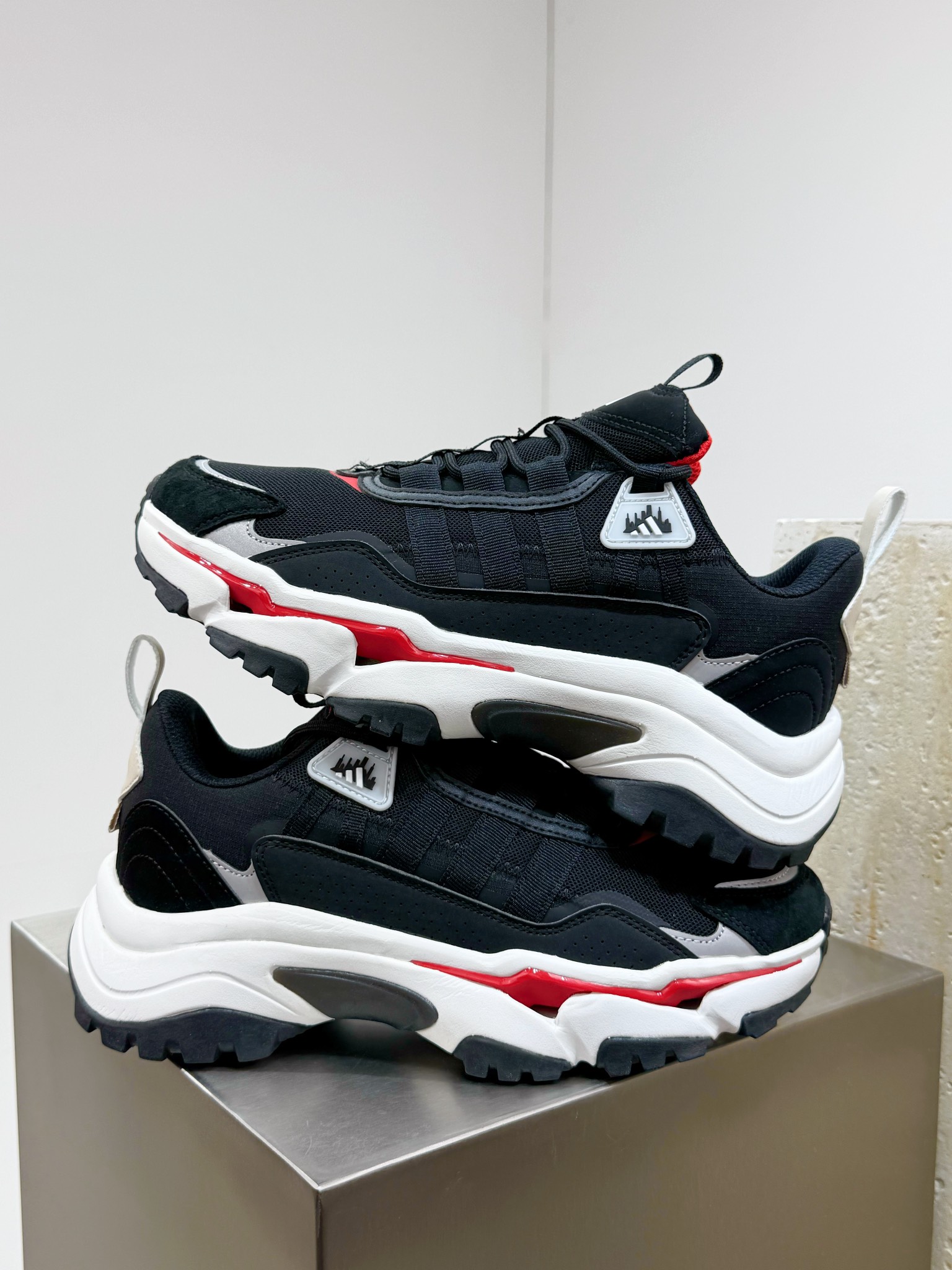 Male Running Shoes Shock Absorbing L