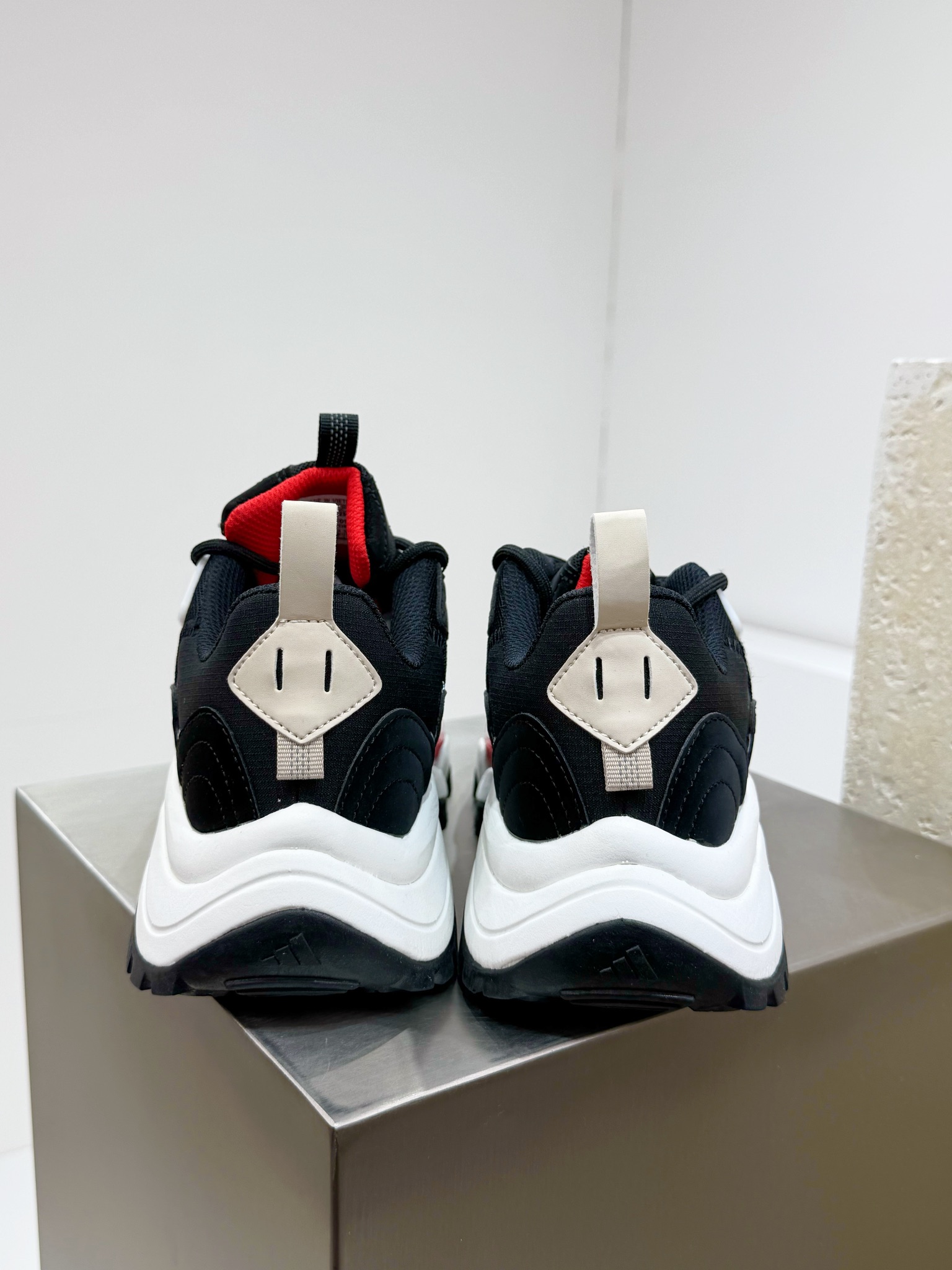 Male Running Shoes Shock Absorbing L