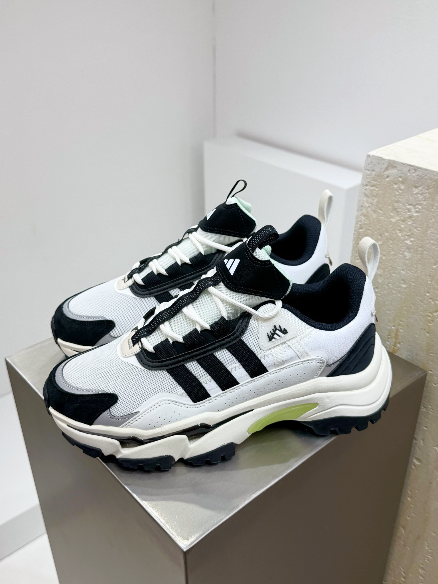 Adidas Male Running Shoes Shock Absorbing L