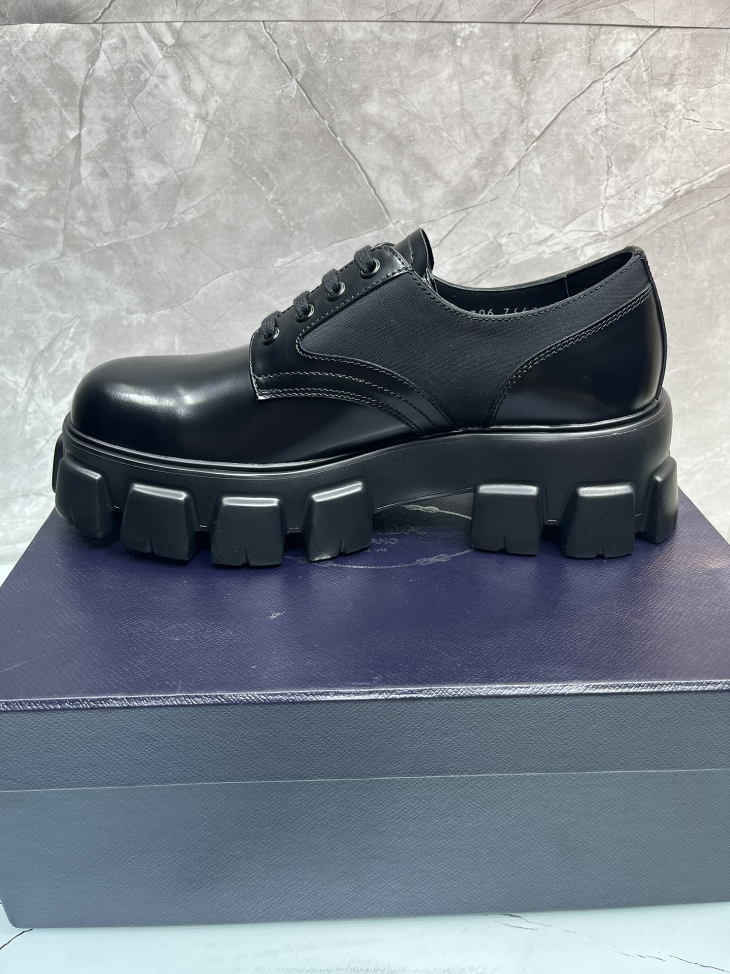 Adidas Prada Basic Shoes M-l