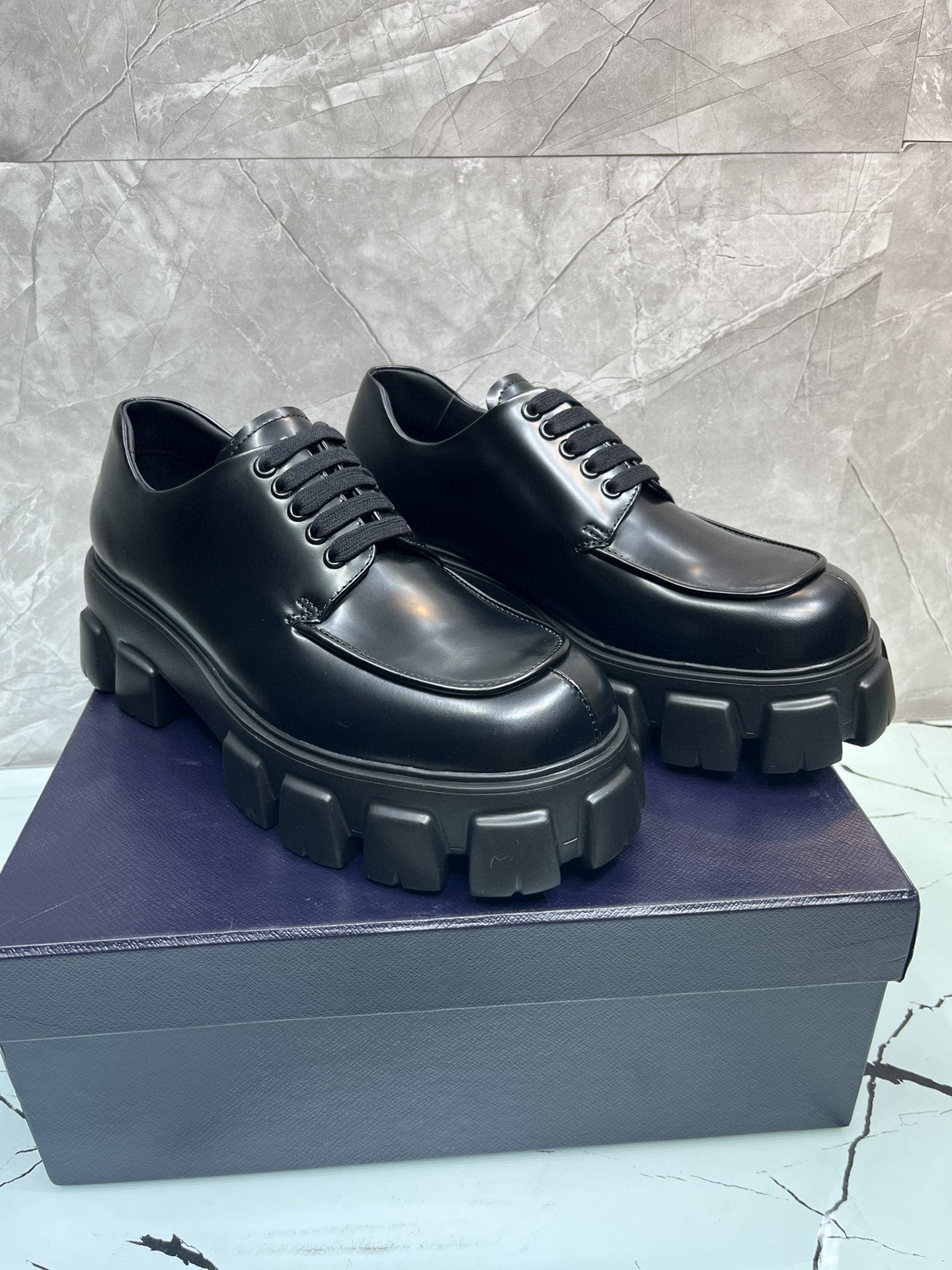 Basic Shoes M-l