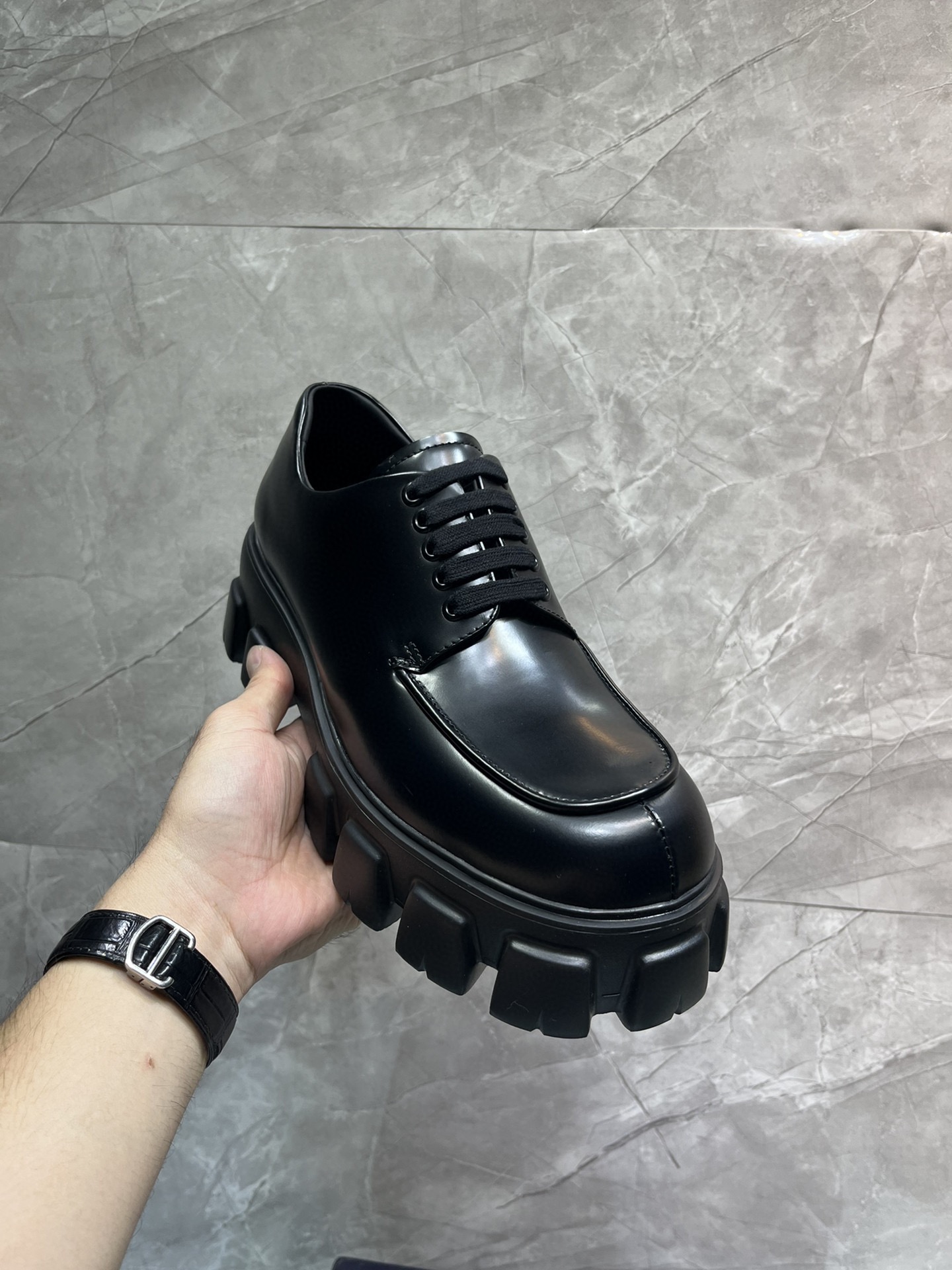 Basic Shoes M-l