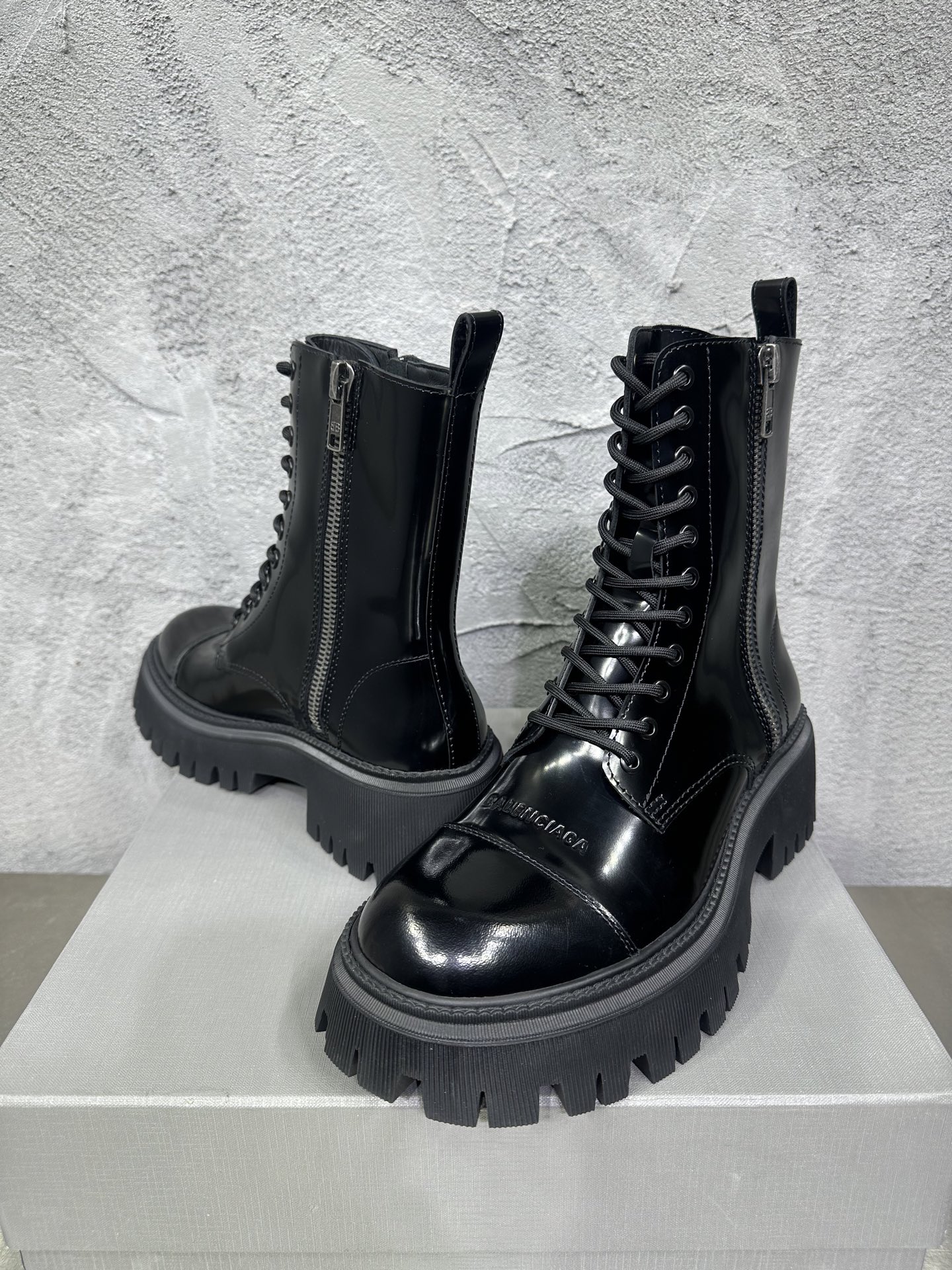 Dr. Martens Male Boots Cow Leather Black M