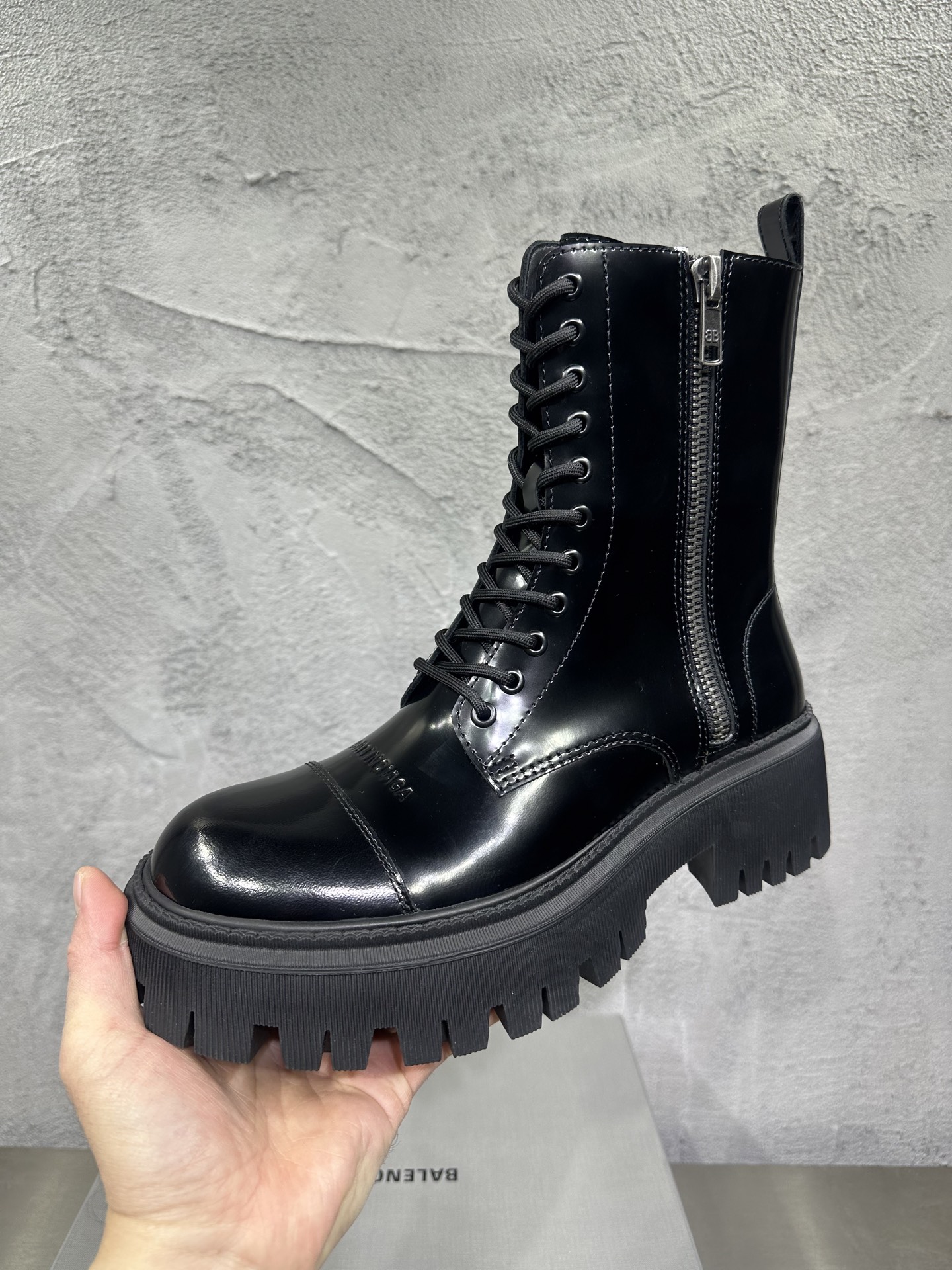 Dr. Martens Male Boots Cow Leather Black M