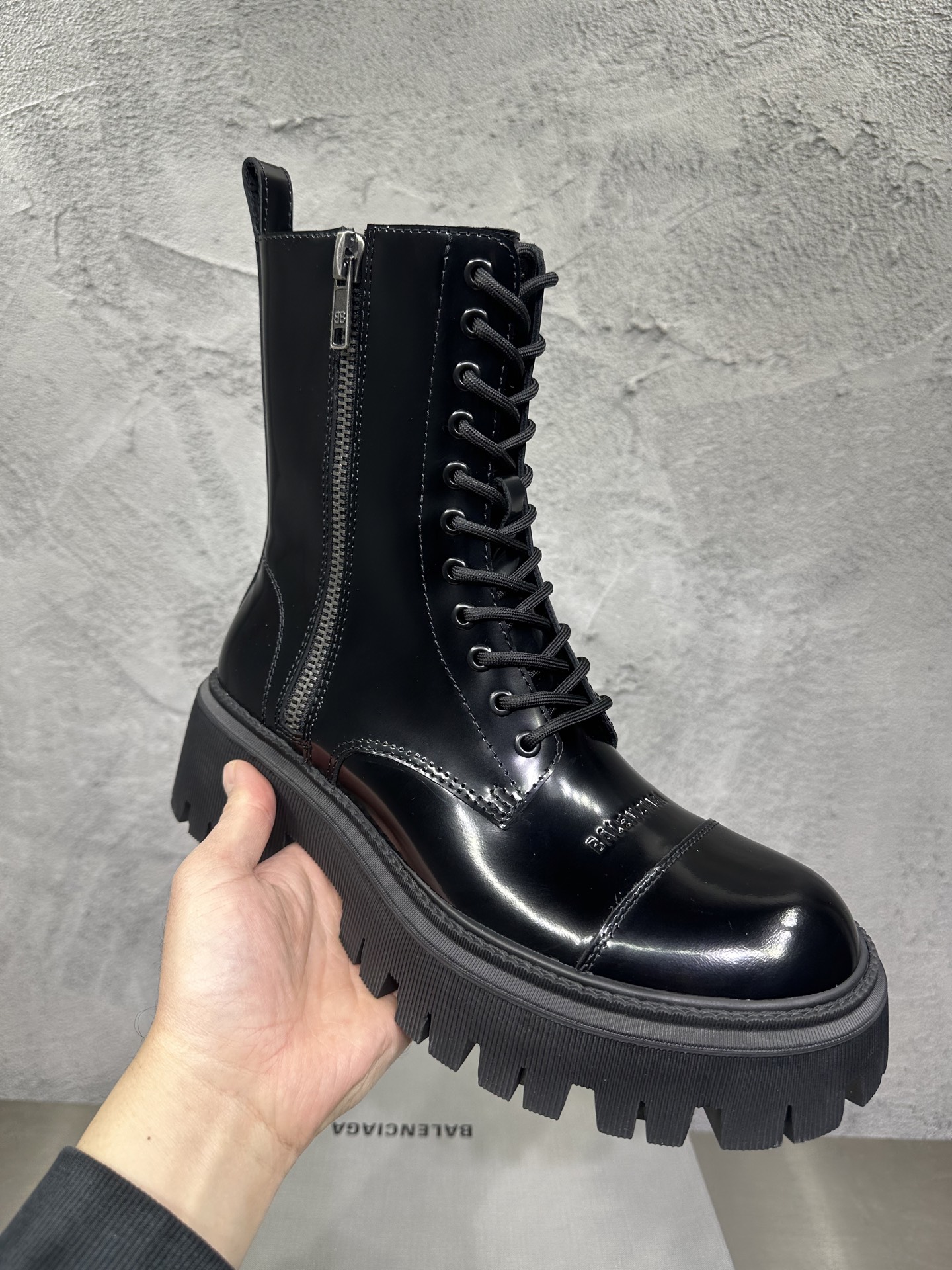 Dr. Martens Male Boots Cow Leather Black M