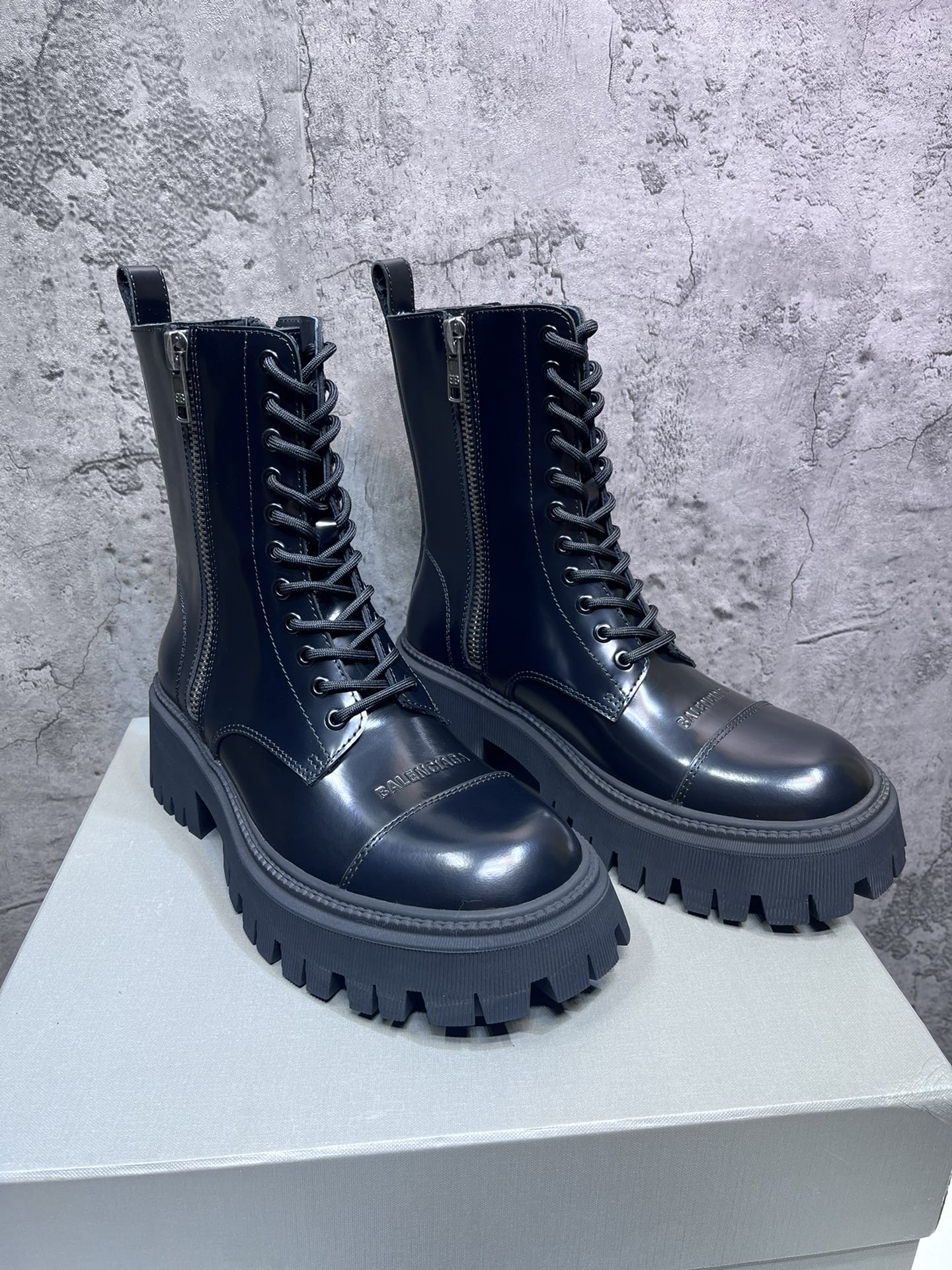 Dr. Martens Boots Cow Leather Black M-l