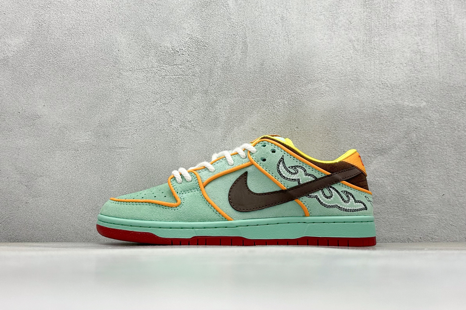 Nike Basic Shoes Lightweight L-s