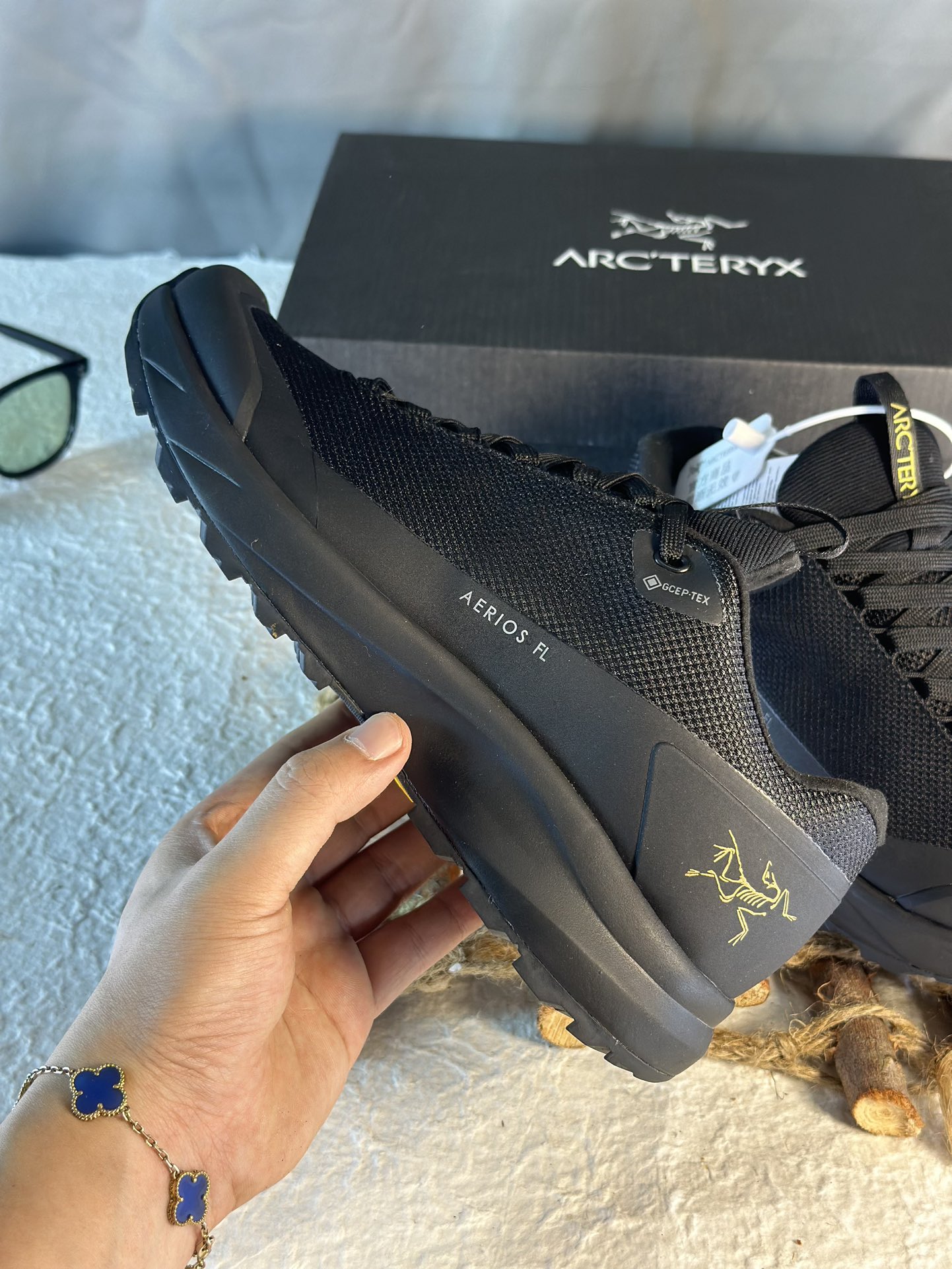 Arcteryx Basic Shoes M-l-s