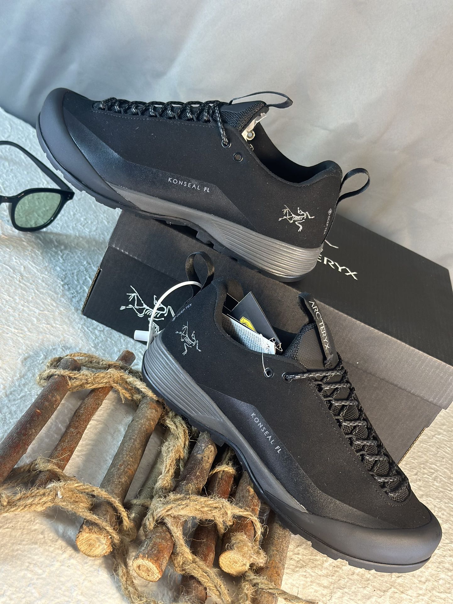 Arcteryx Basic Shoes Black M-l-s