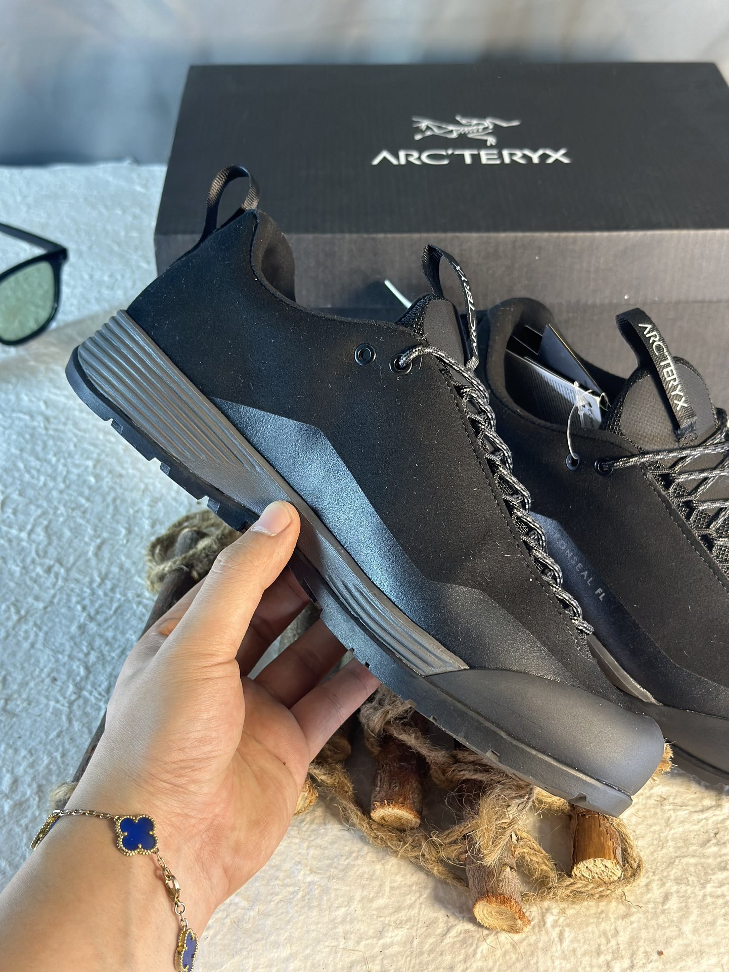 Arcteryx Basic Shoes Black M-l-s
