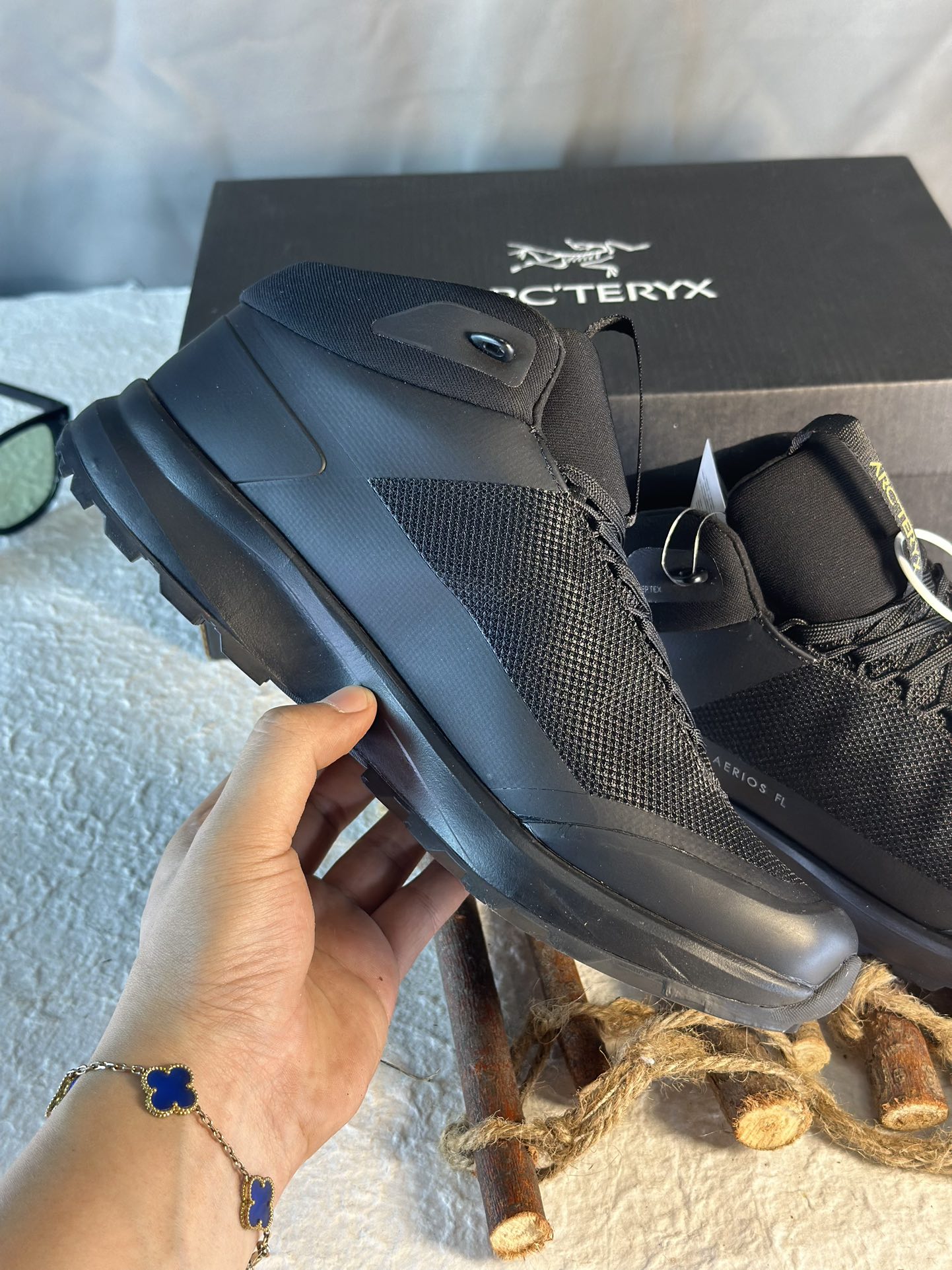 Arcteryx Basic Shoes M-l-s