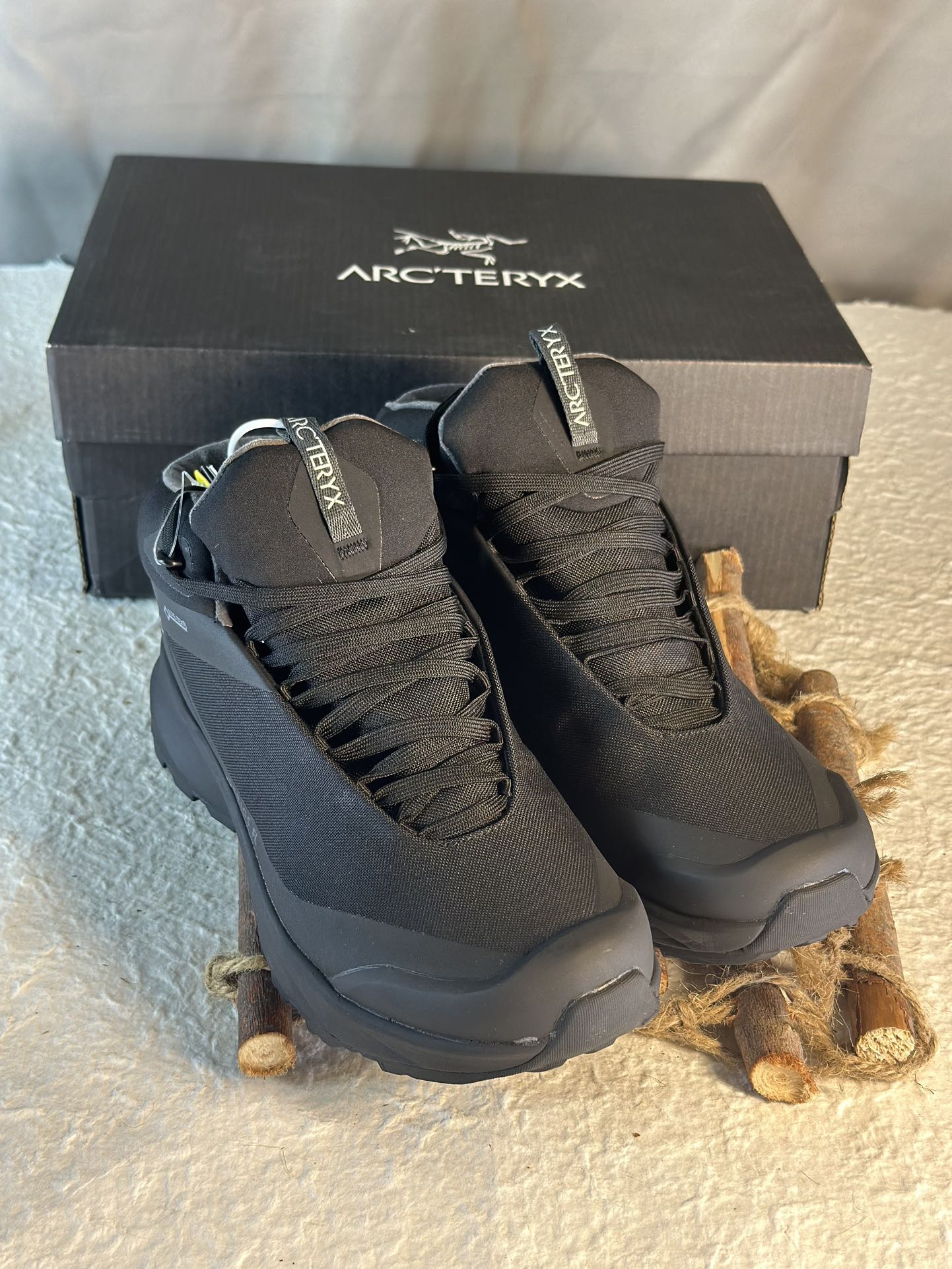 Arcteryx Basic Shoes M-l-s