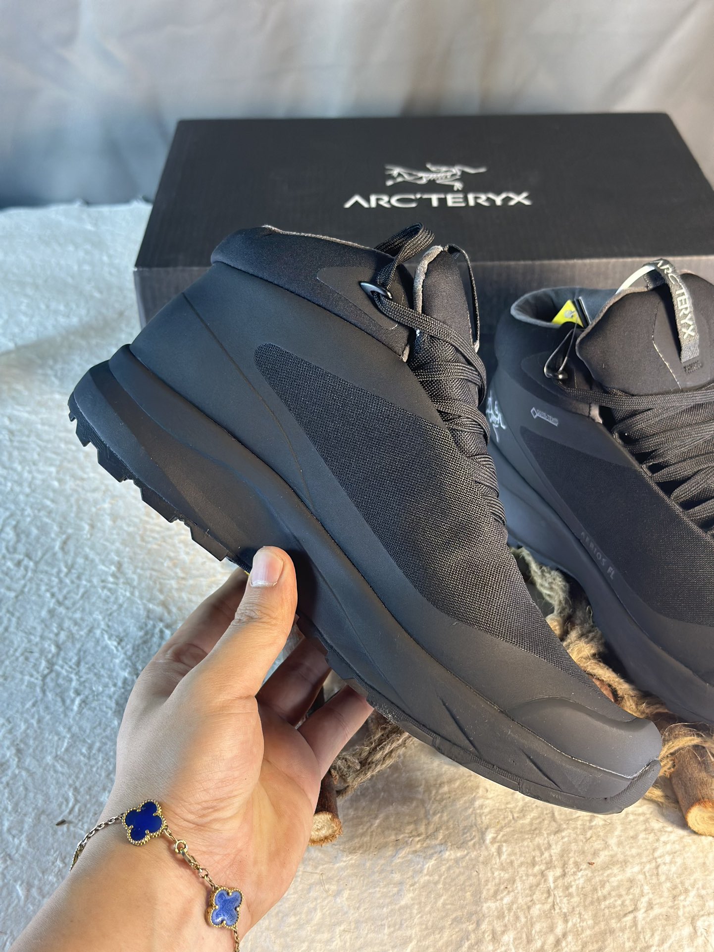 Arcteryx Basic Shoes M-l-s