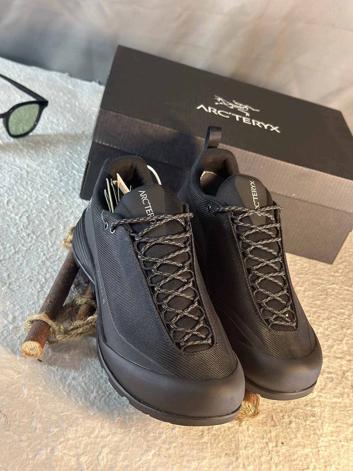 Arcteryx Basic Shoes Black M-l-s