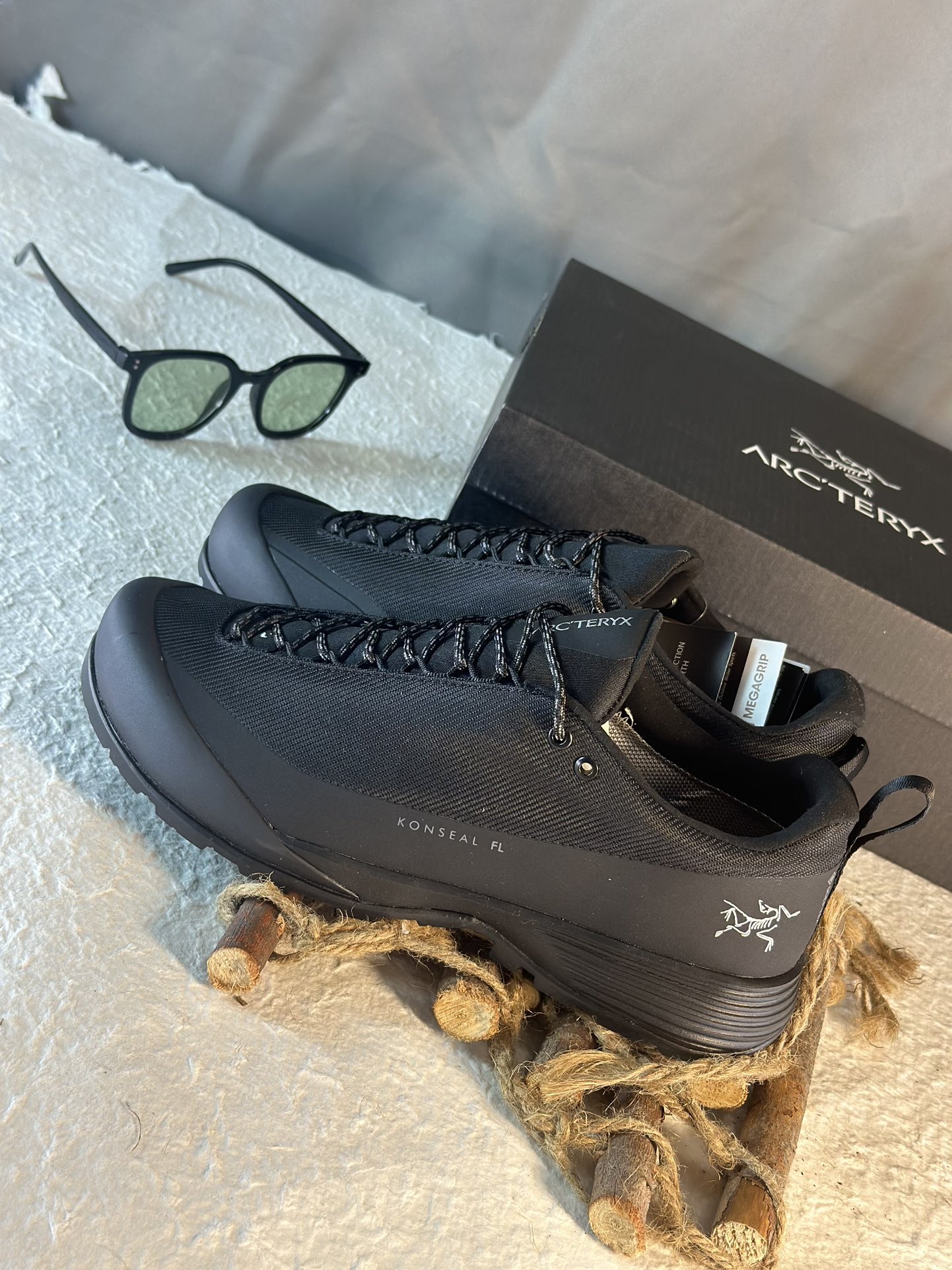 Arcteryx Basic Shoes Black M-l-s