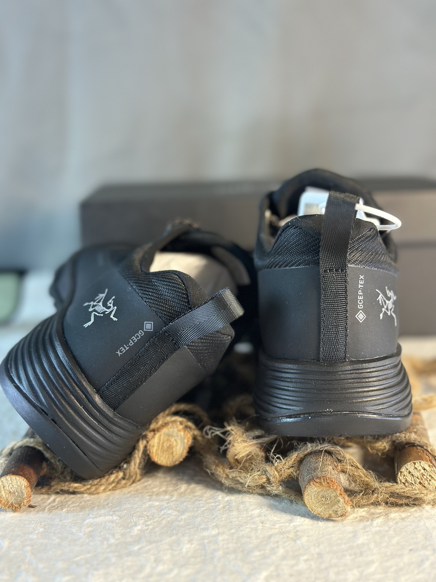 Arcteryx Basic Shoes Black M-l-s