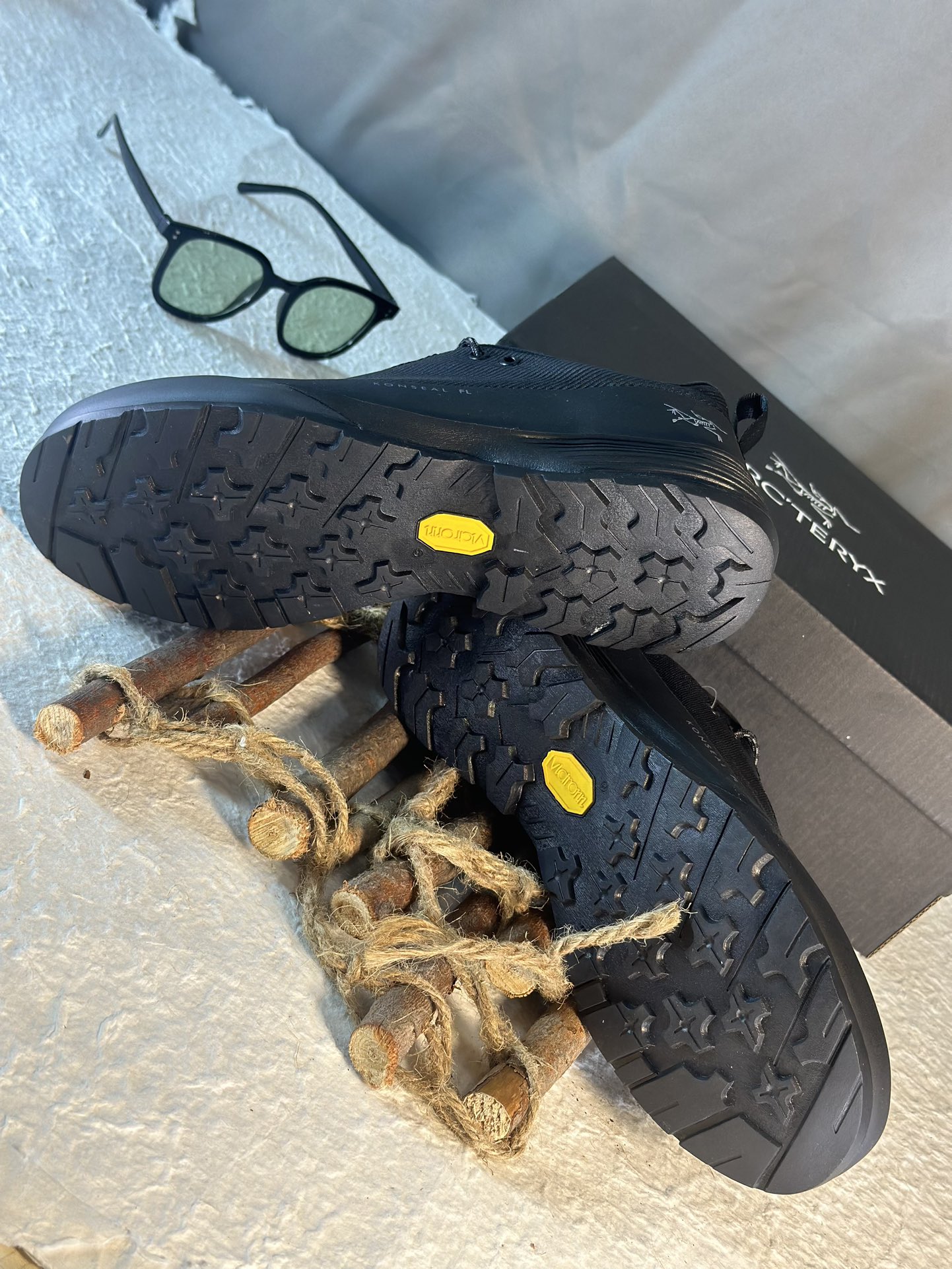 Arcteryx Basic Shoes Black M-l-s