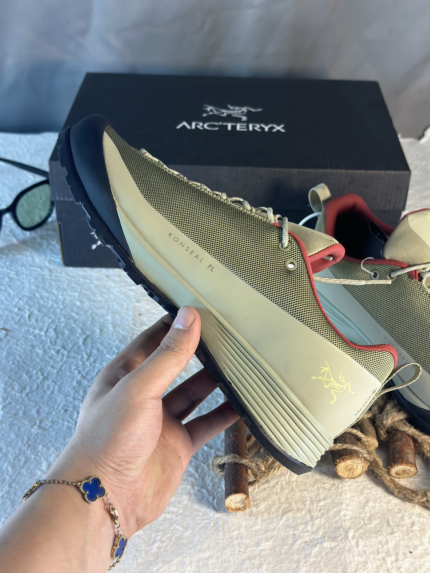 Arcteryx Basic Shoes M-l-s