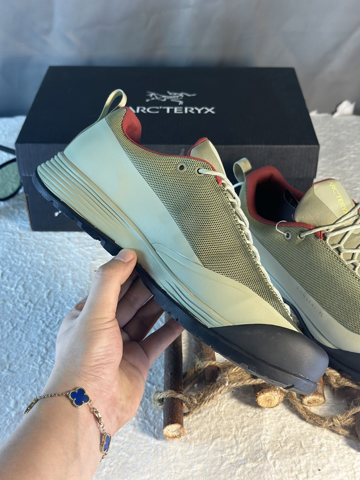 Arcteryx Basic Shoes M-l-s