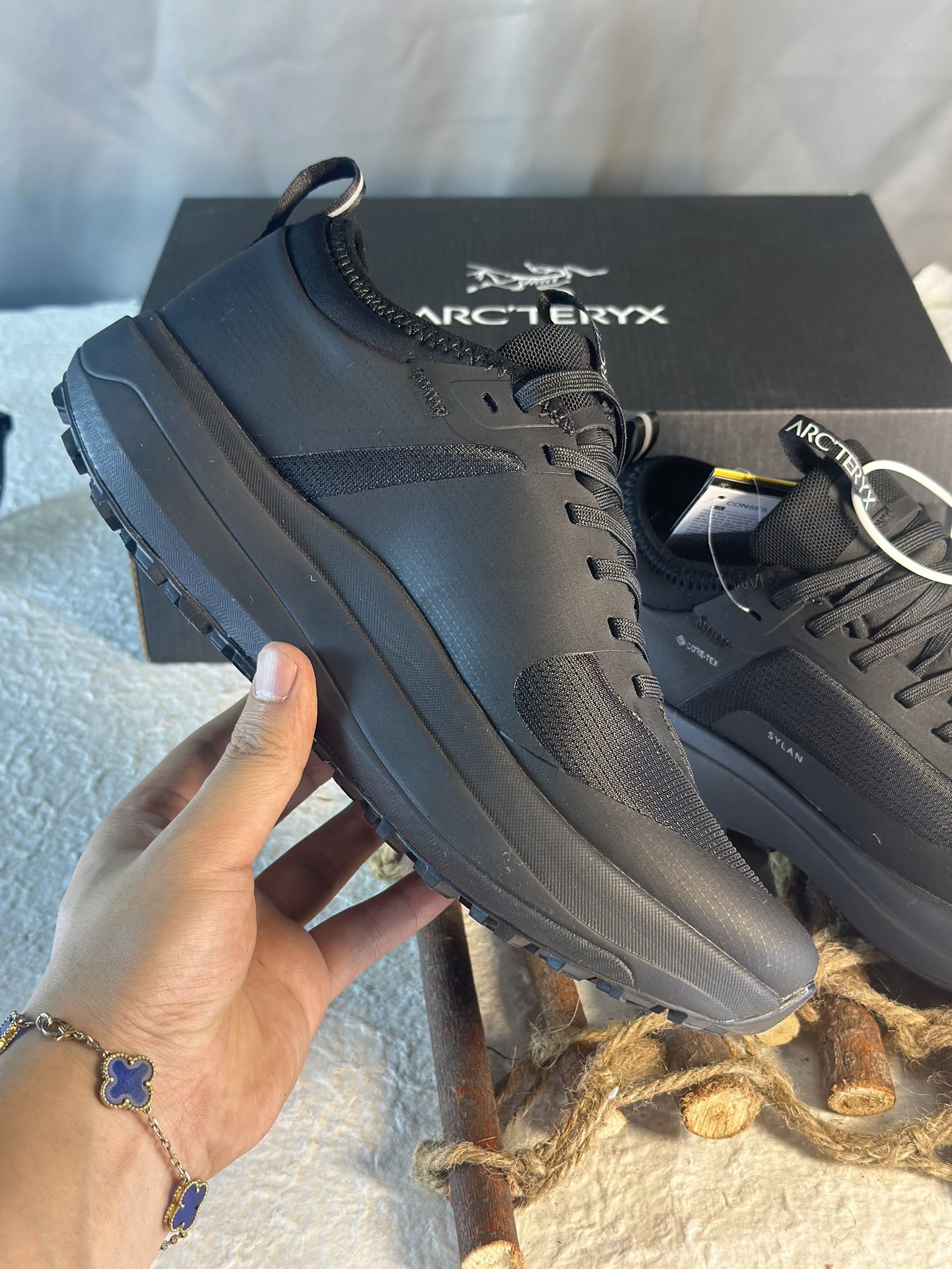 Arcteryx Basic Shoes Black M-l-s