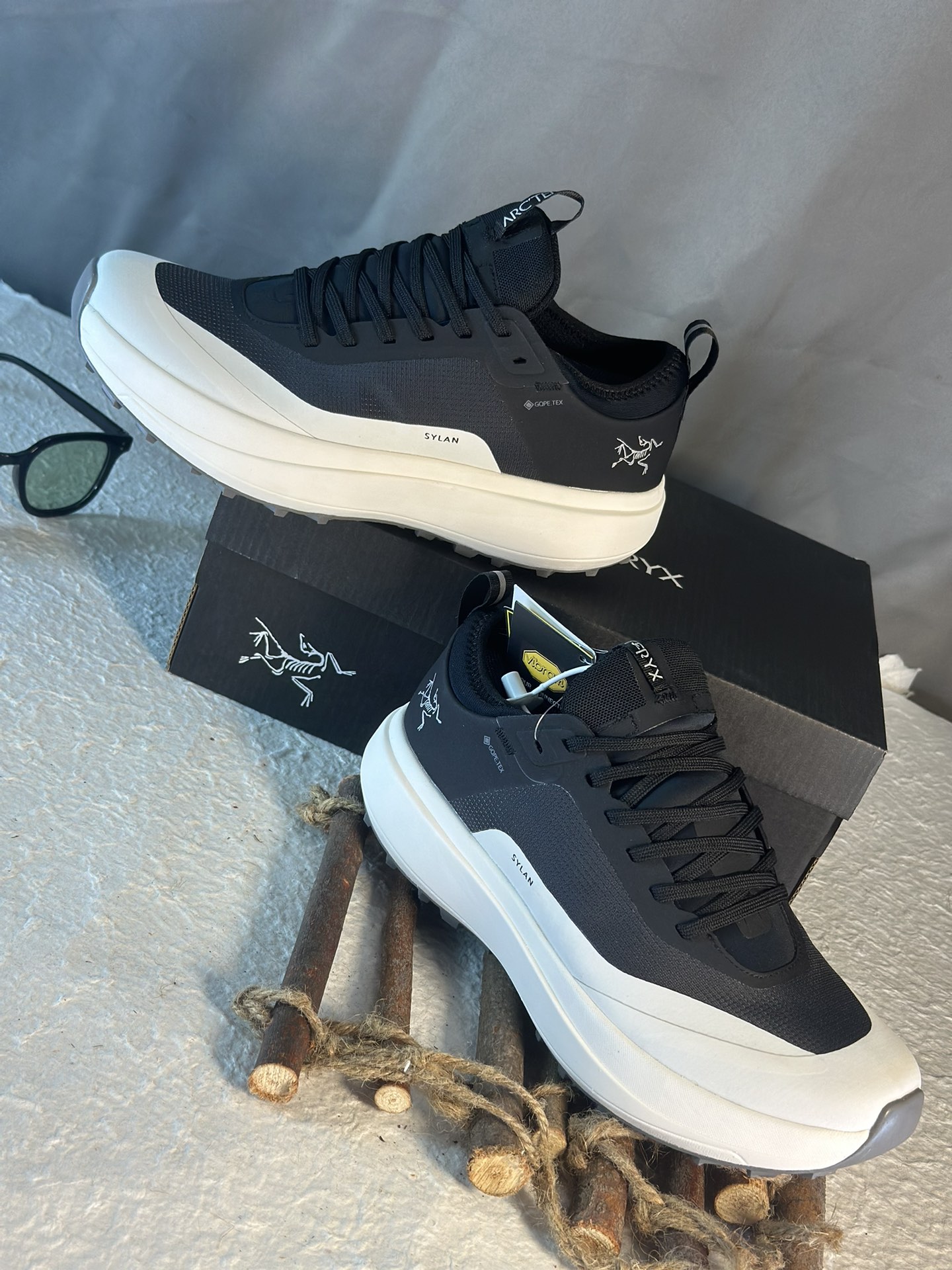 Arcteryx Basic Shoes Black M-l-s