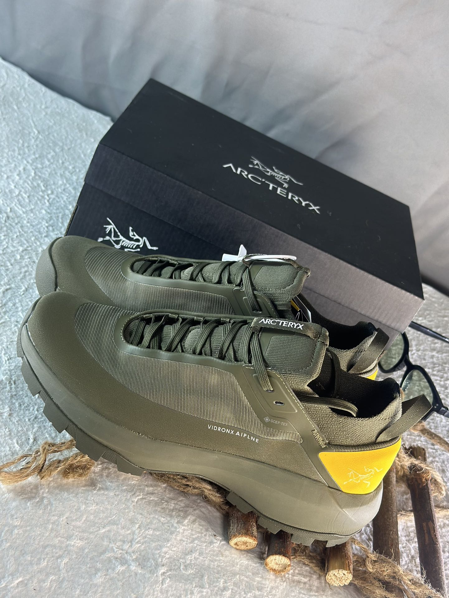 Arcteryx Basic Shoes Breathable L