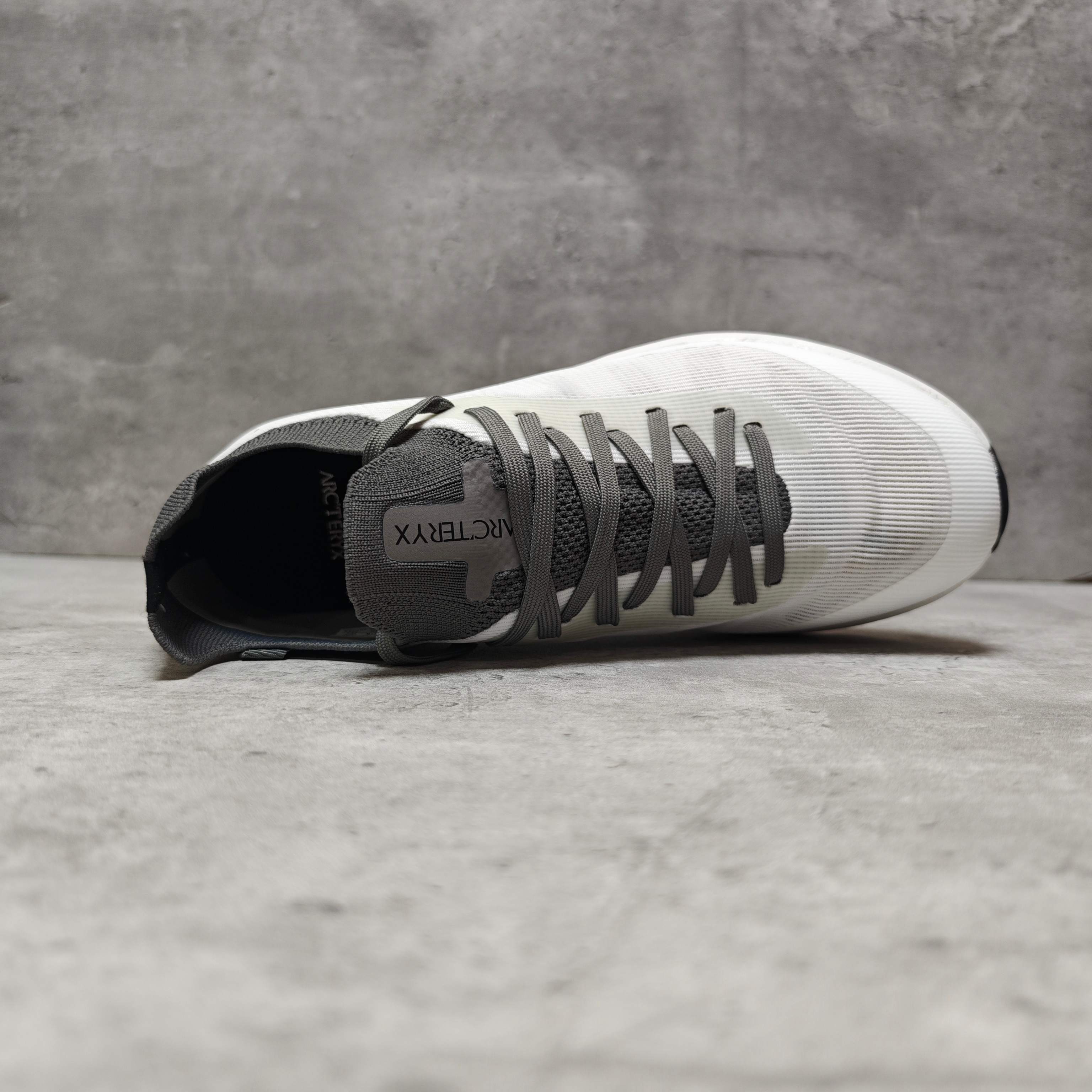Arcteryx Running Shoes Gray M-l-s