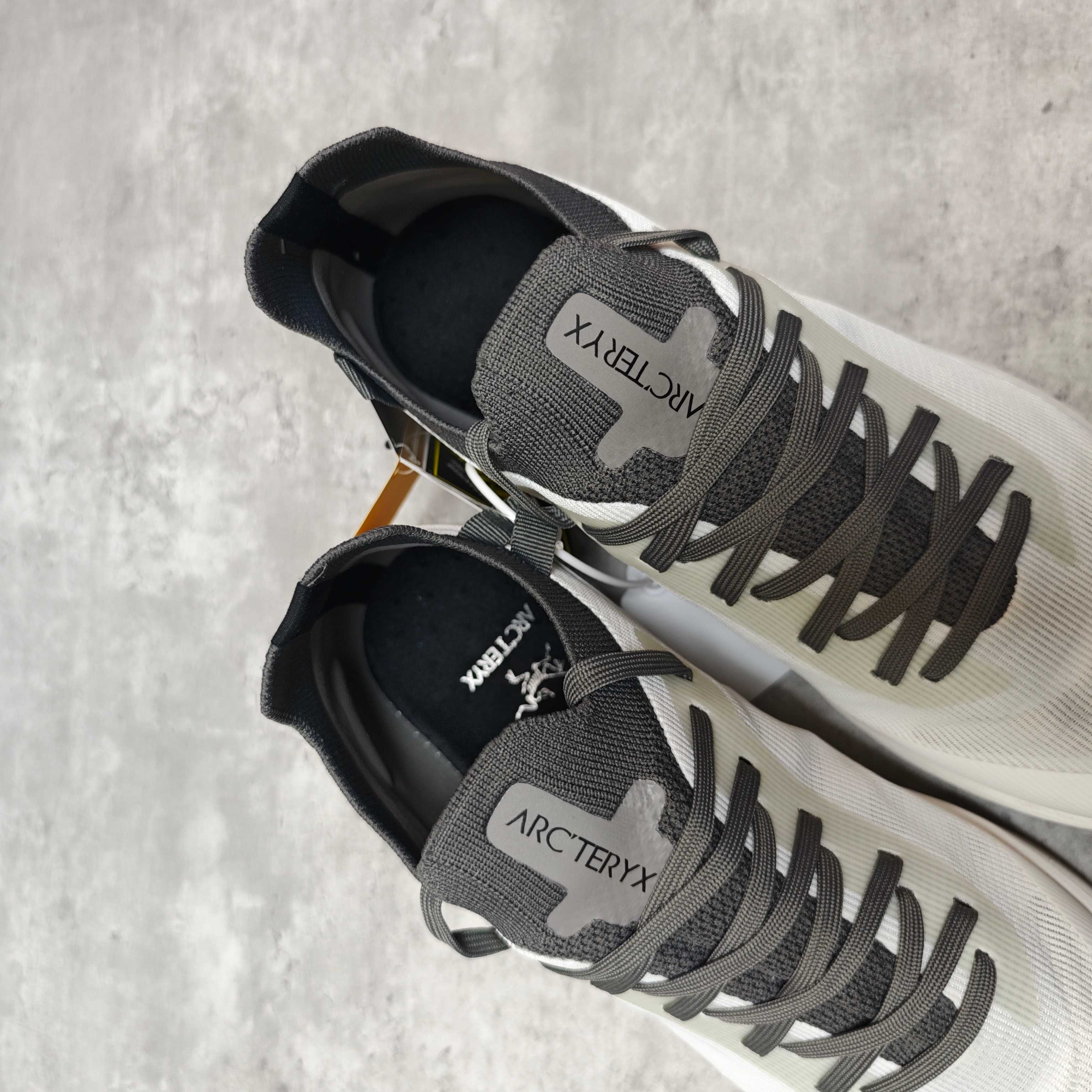 Arcteryx Running Shoes Gray M-l-s