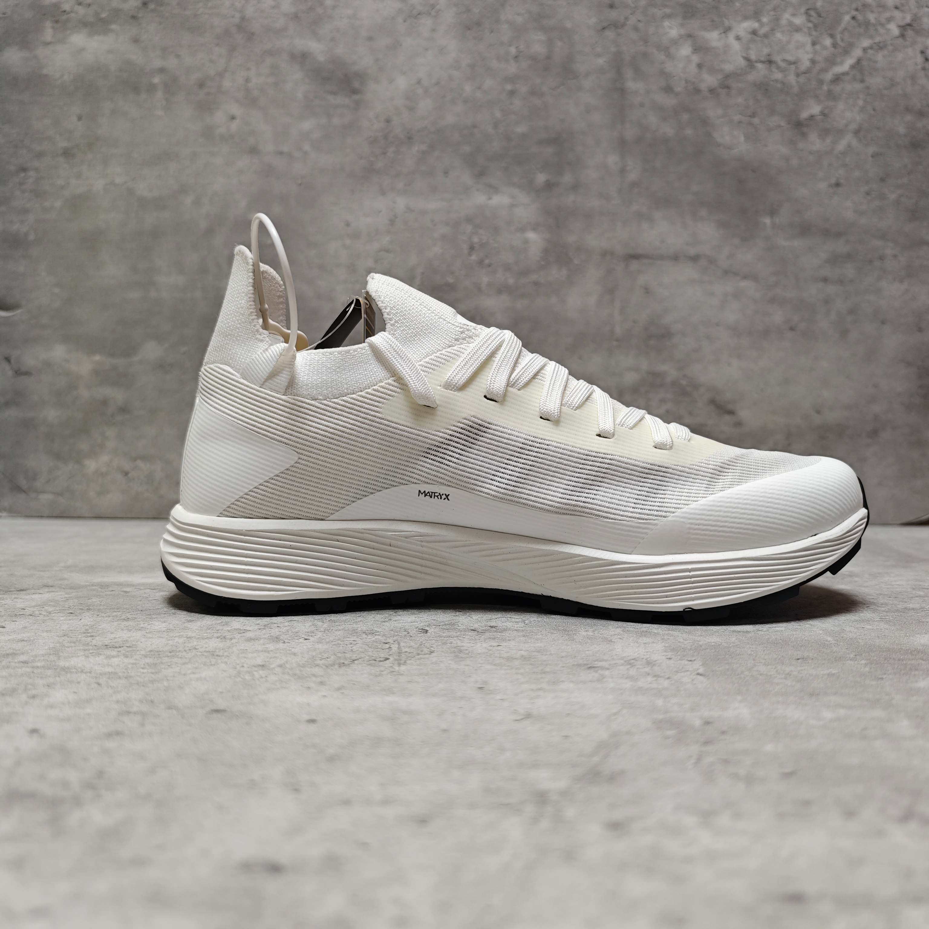 Arcteryx Running Shoes White M-l-s