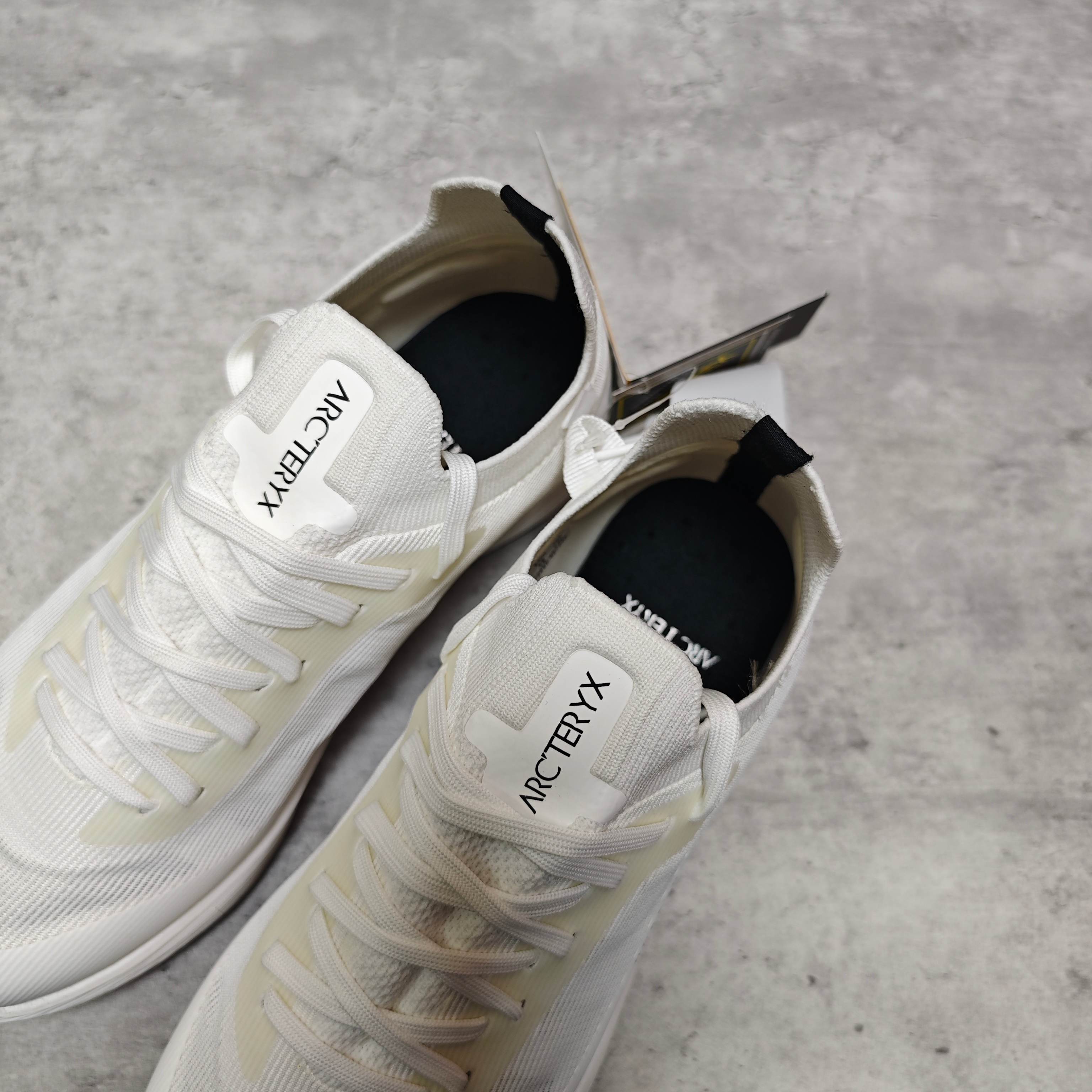 Arcteryx Running Shoes White M-l-s