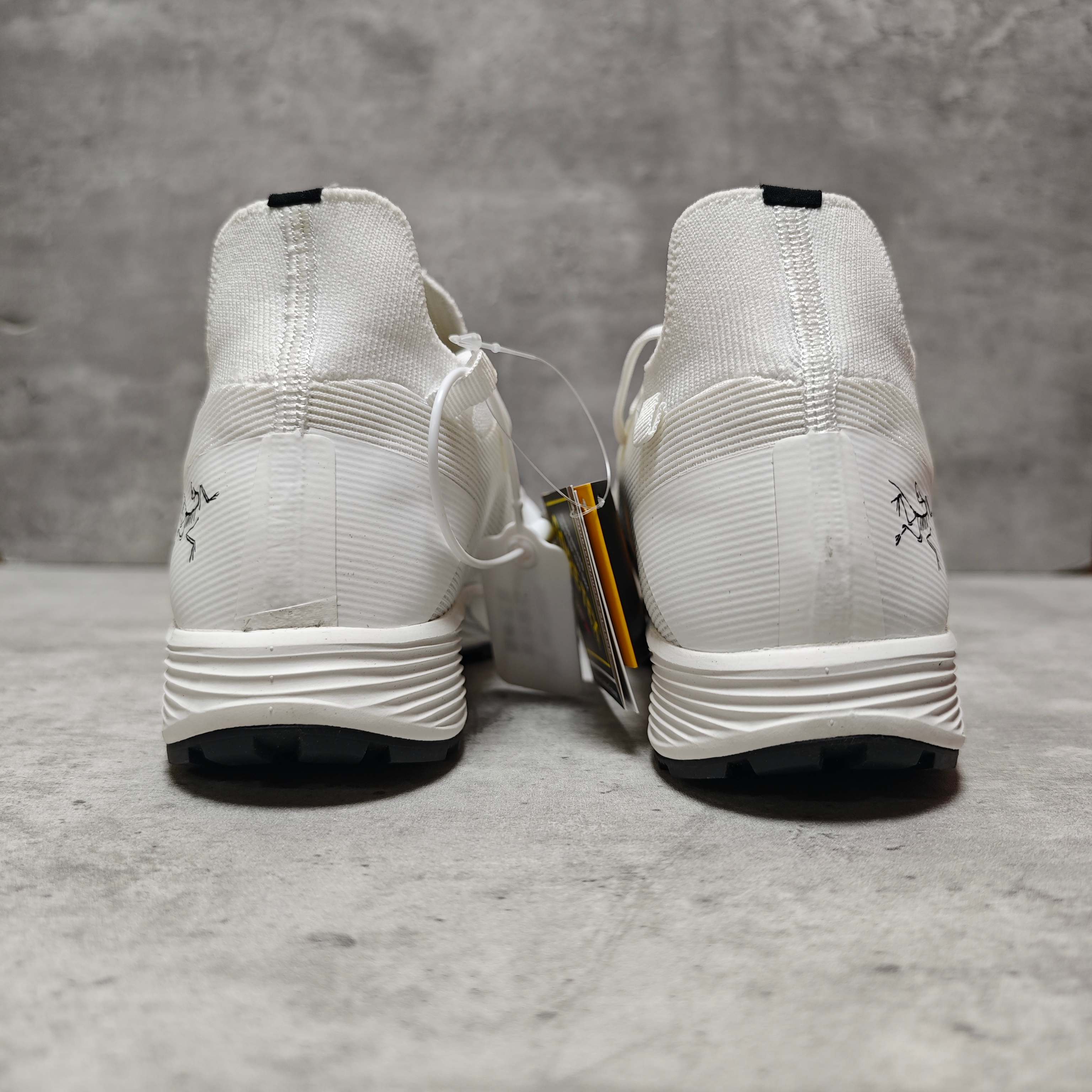 Arcteryx Running Shoes White M-l-s