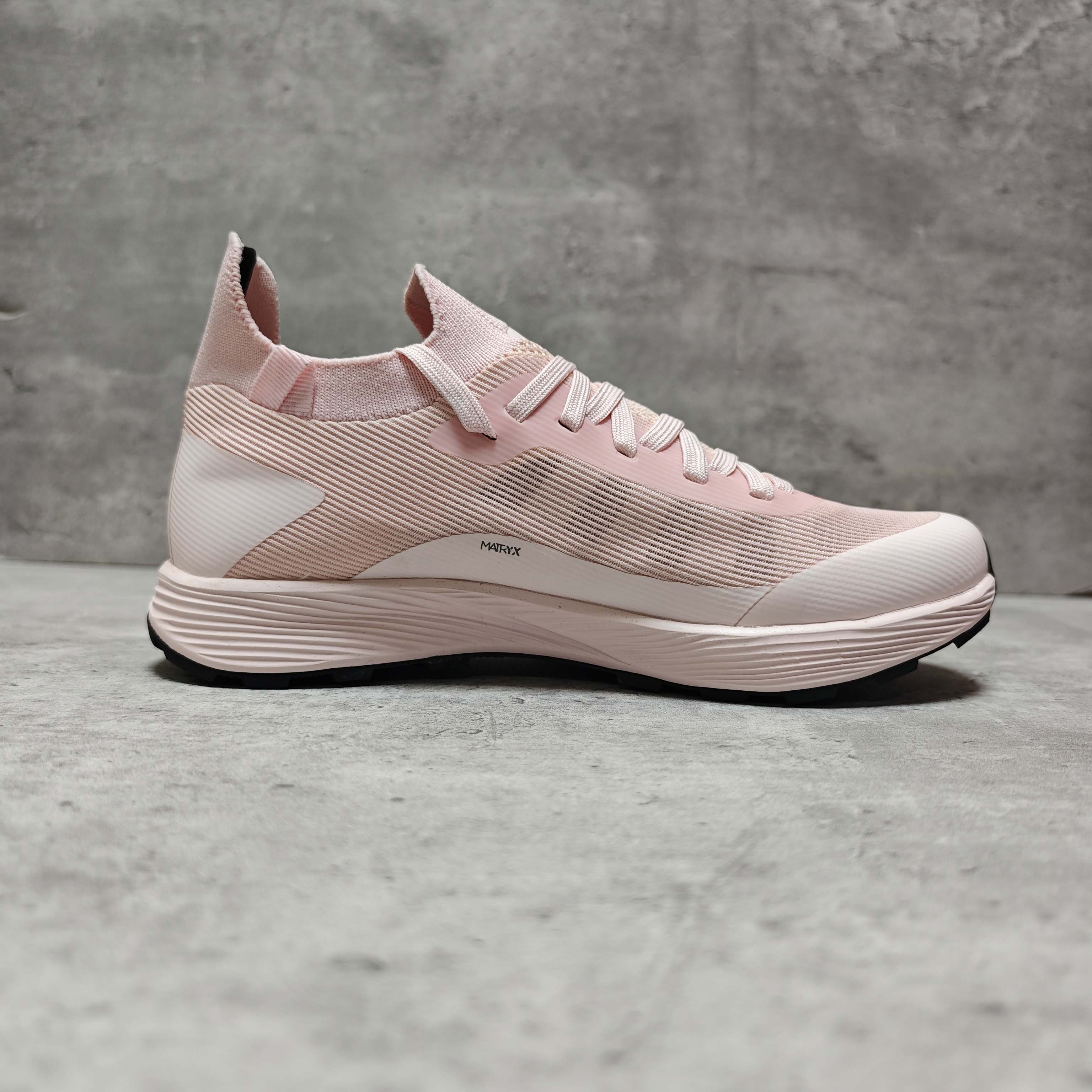 Arcteryx Running Shoes Pink M-l-s