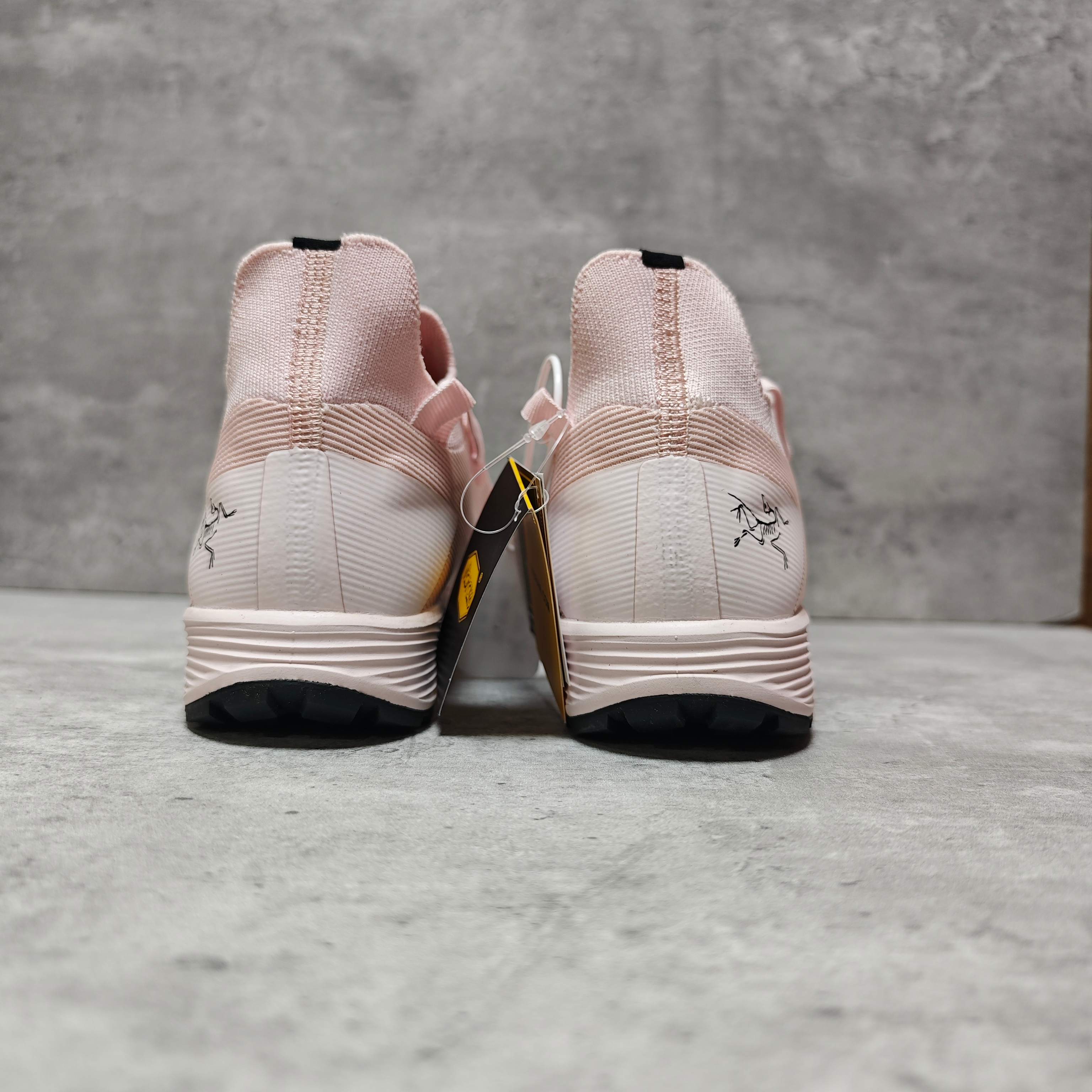 Arcteryx Running Shoes Pink M-l-s