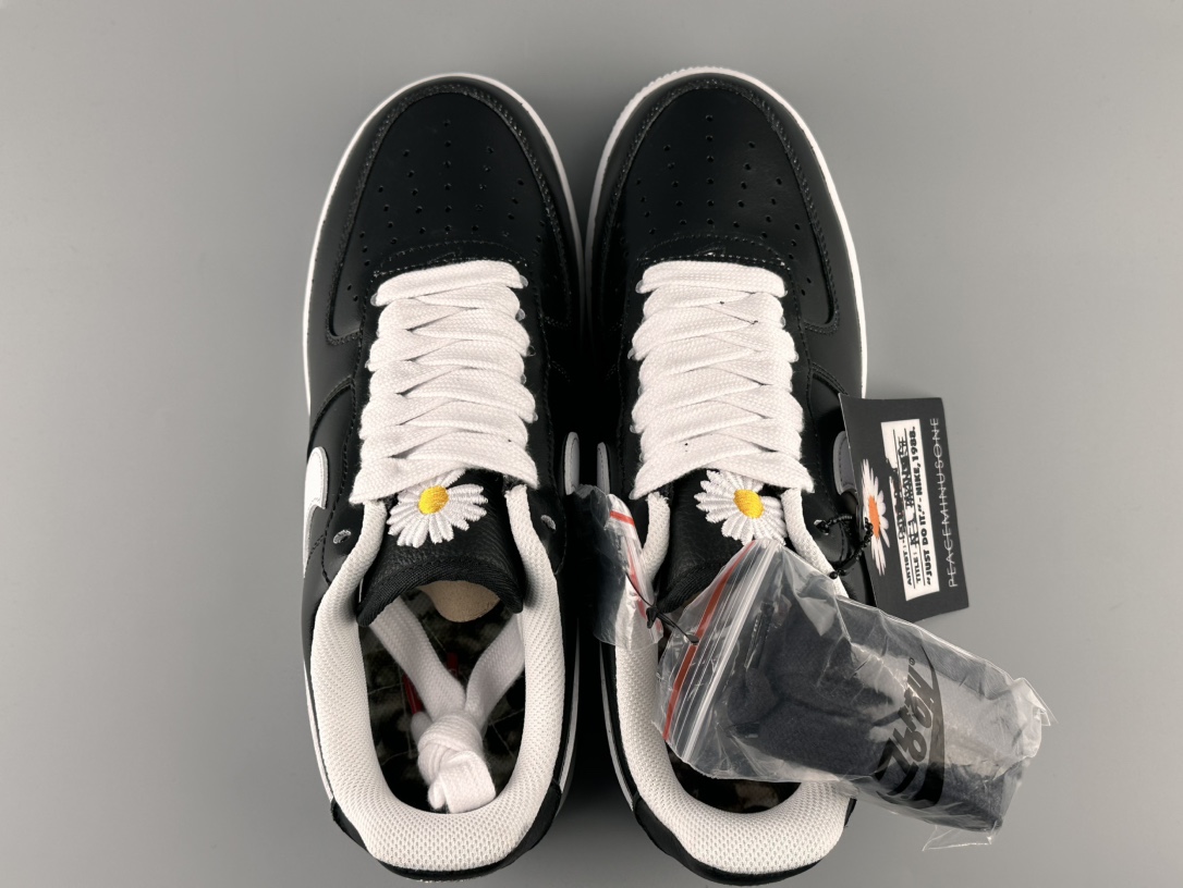 Nike Sneakers S