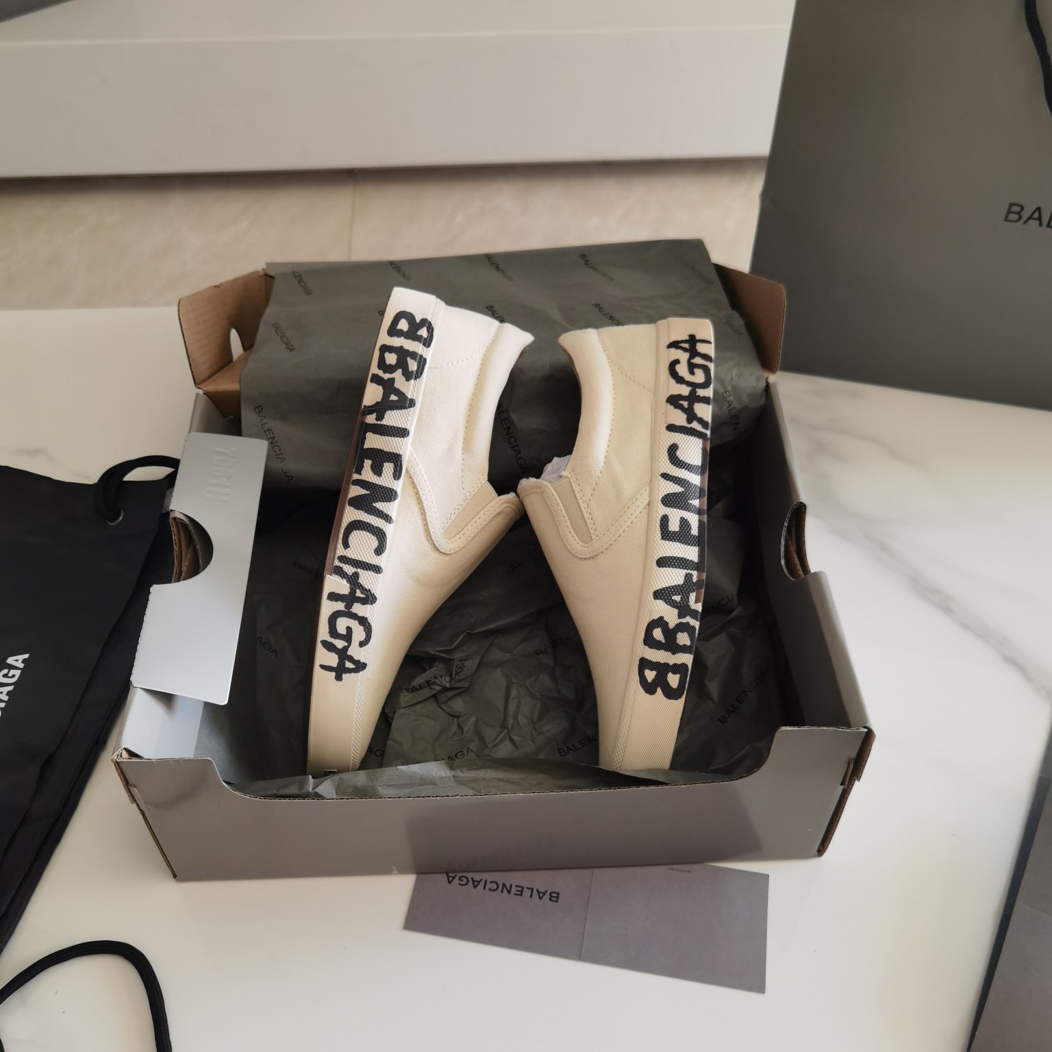 Balenciaga Basic Shoes L