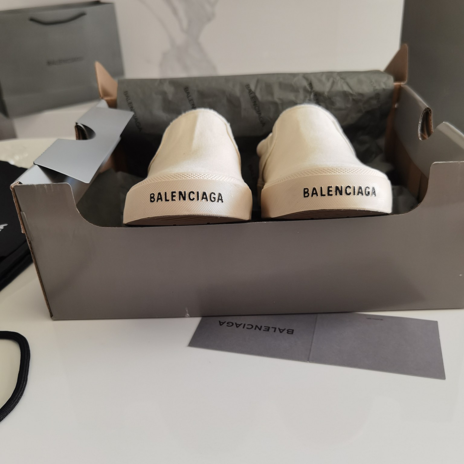 Balenciaga Basic Shoes L