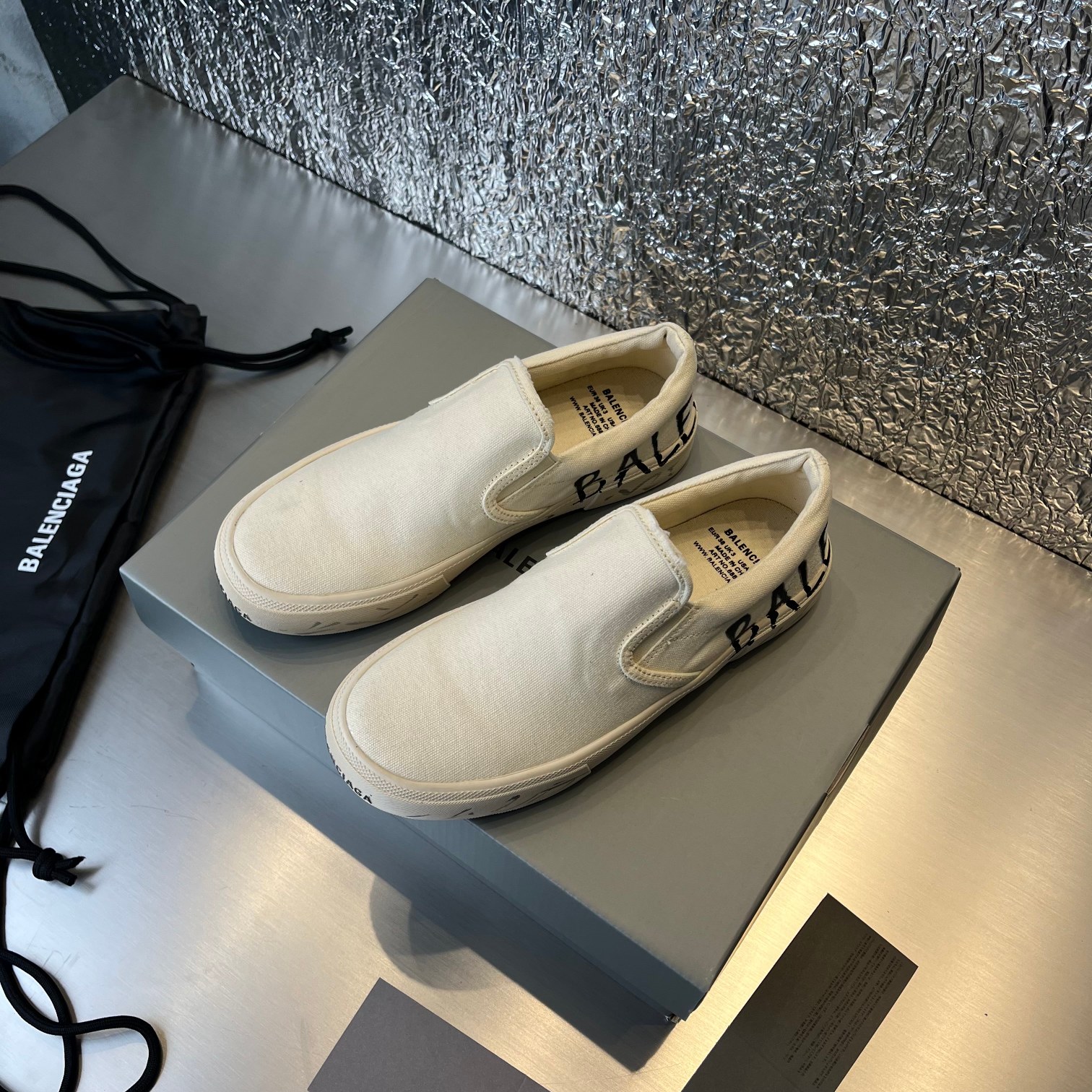 Balenciaga Basic Shoes L