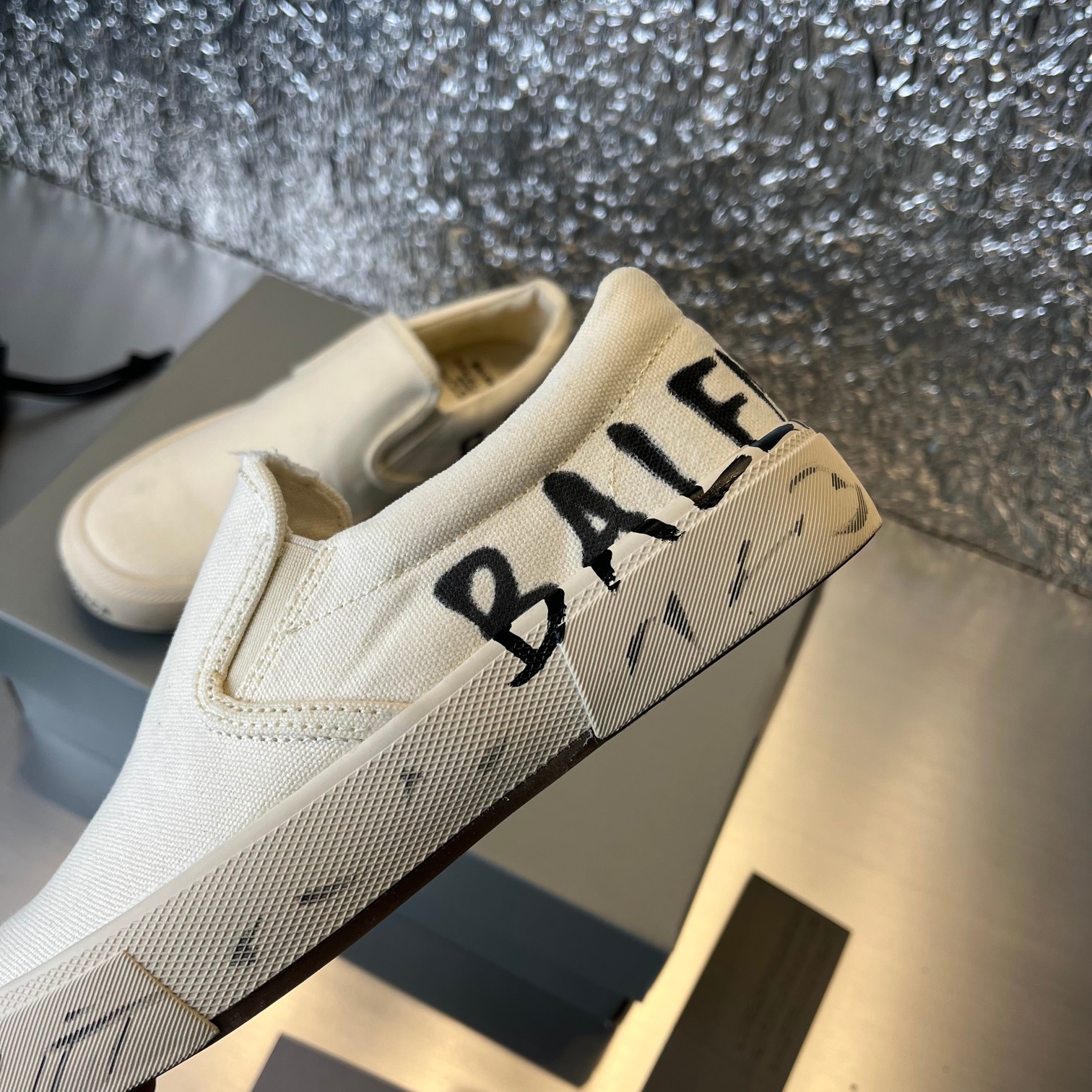 Balenciaga Basic Shoes L