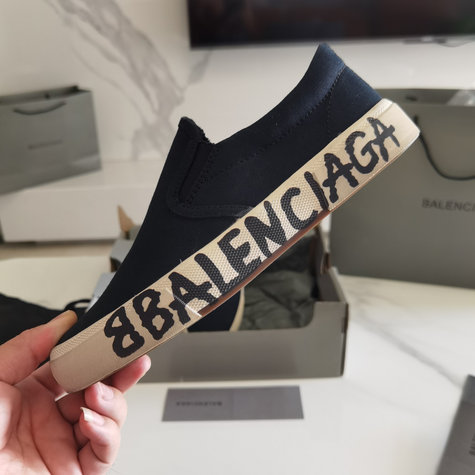 Balenciaga Basic Shoes L