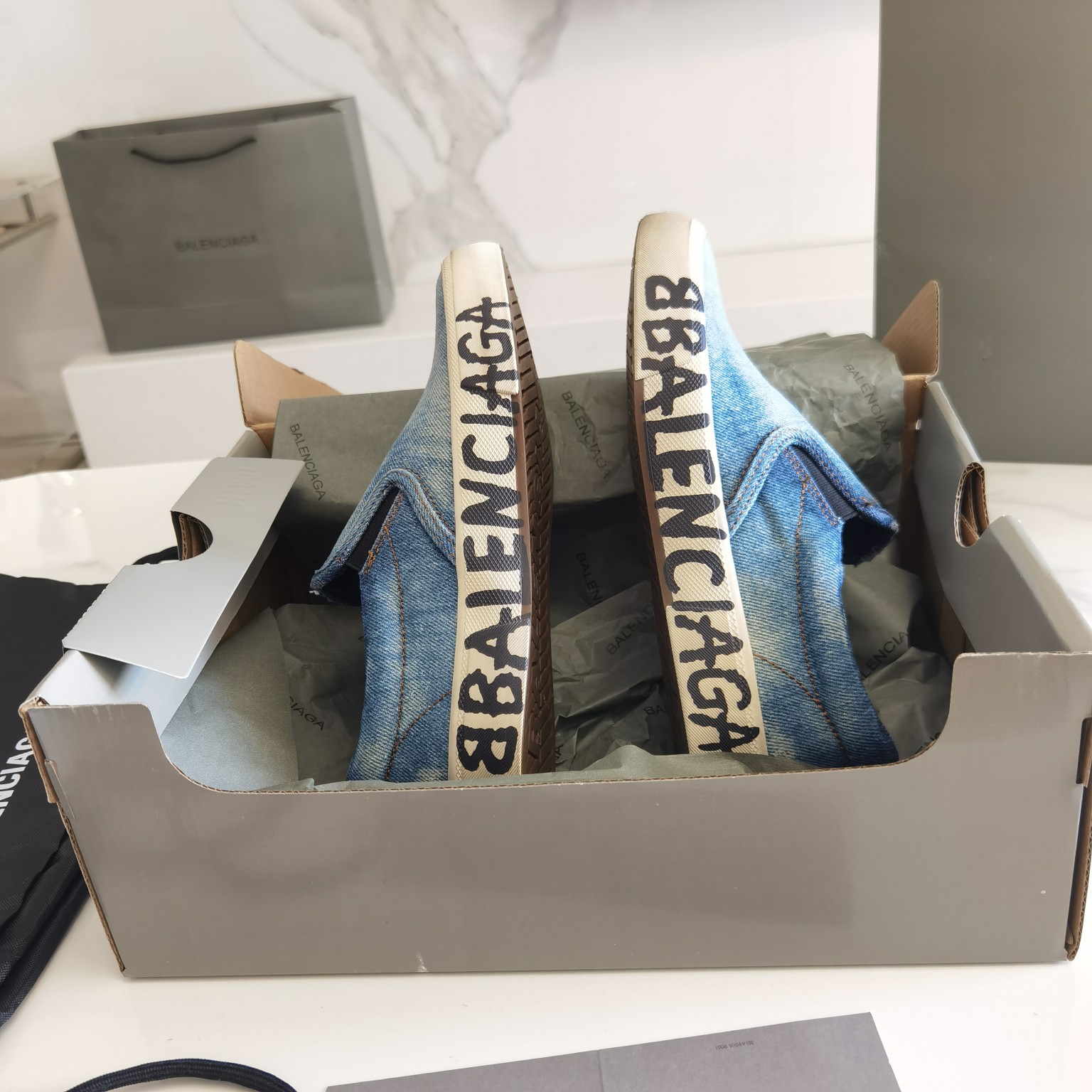 Balenciaga Basic Shoes L
