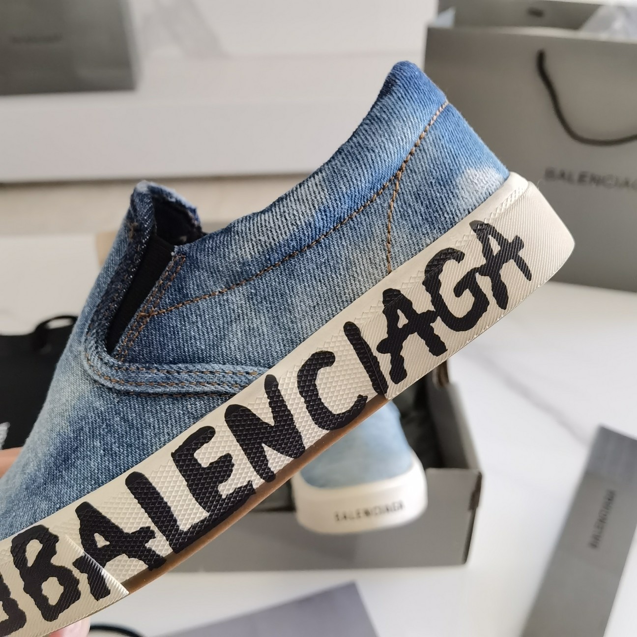 Balenciaga Basic Shoes L