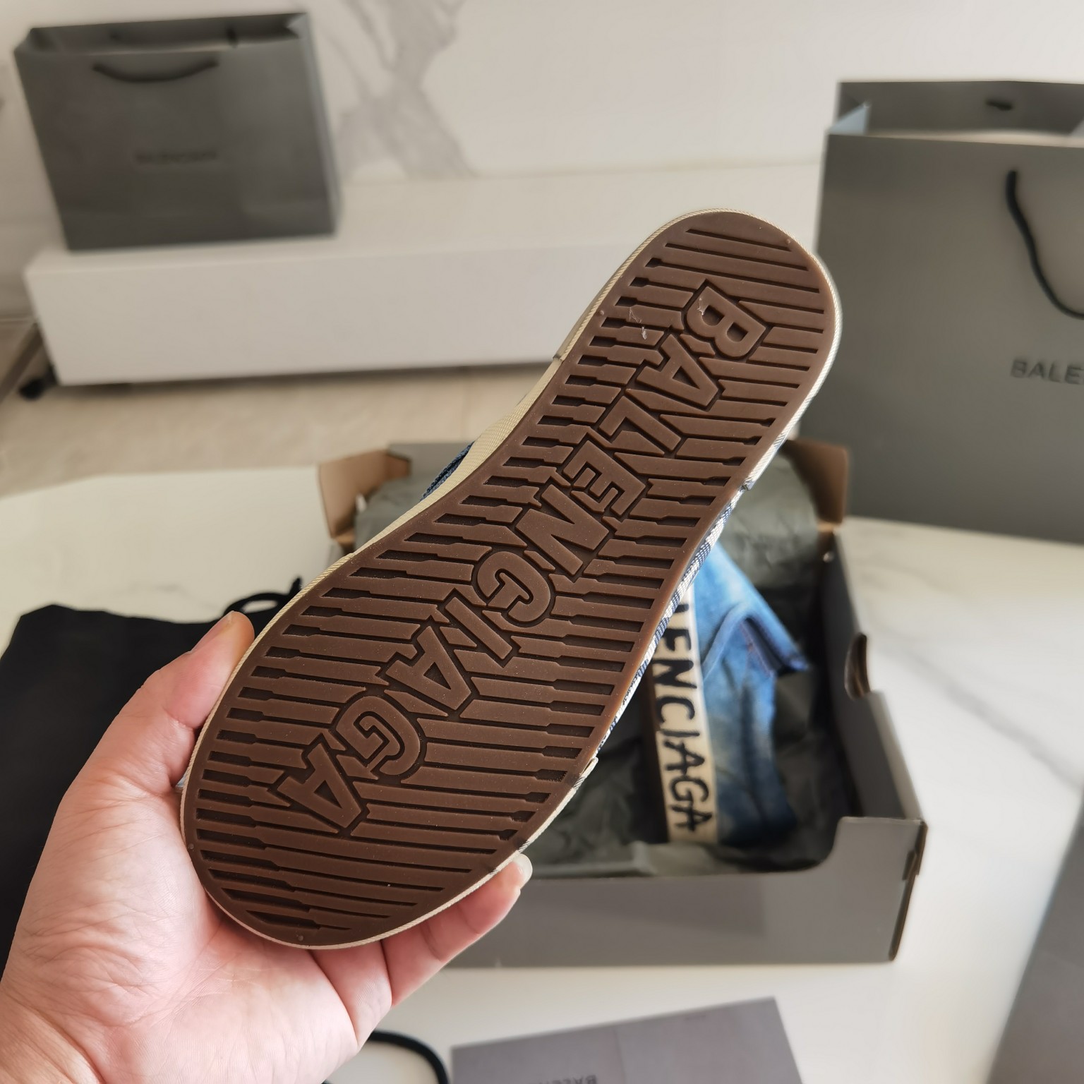 Balenciaga Basic Shoes L