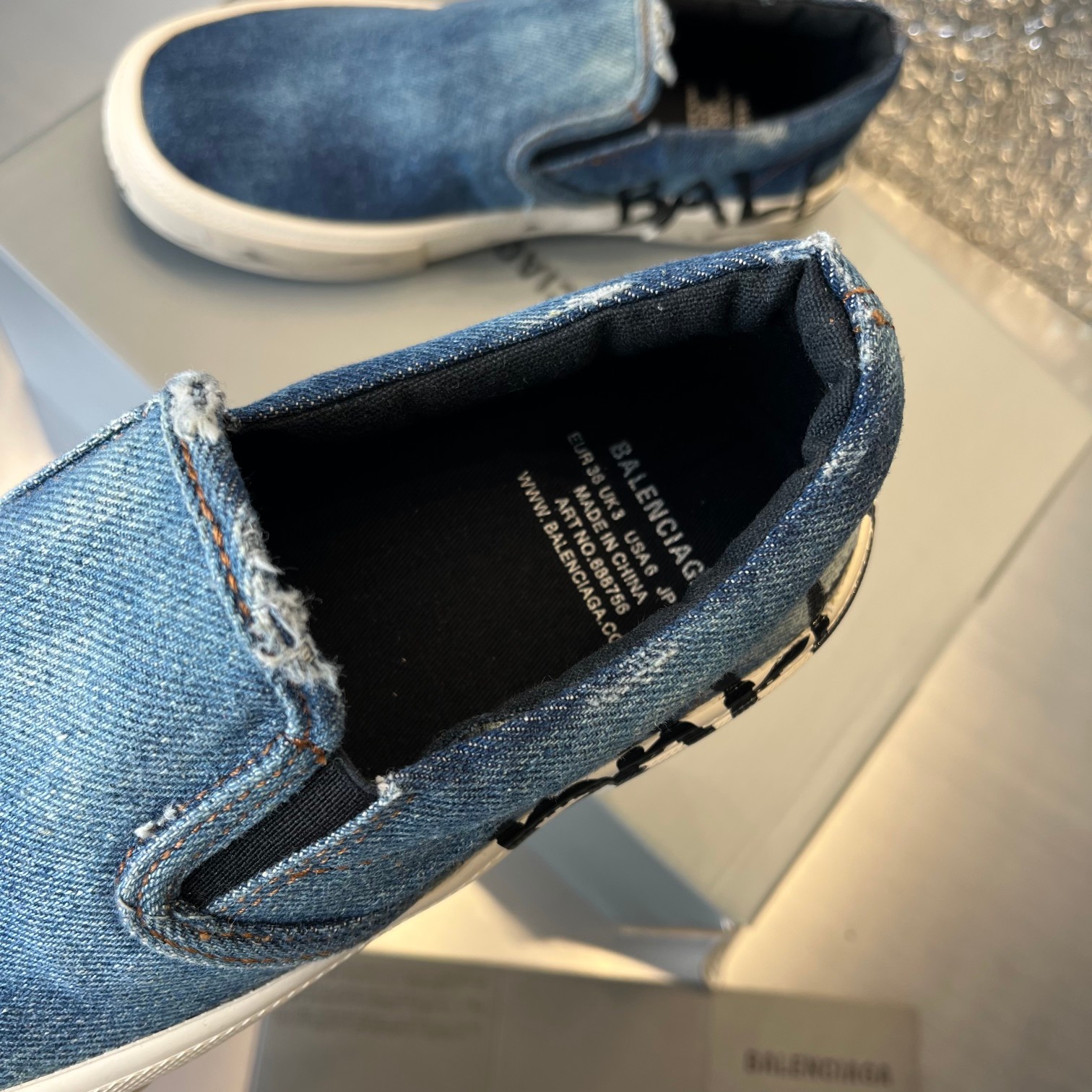 Balenciaga Basic Shoes L