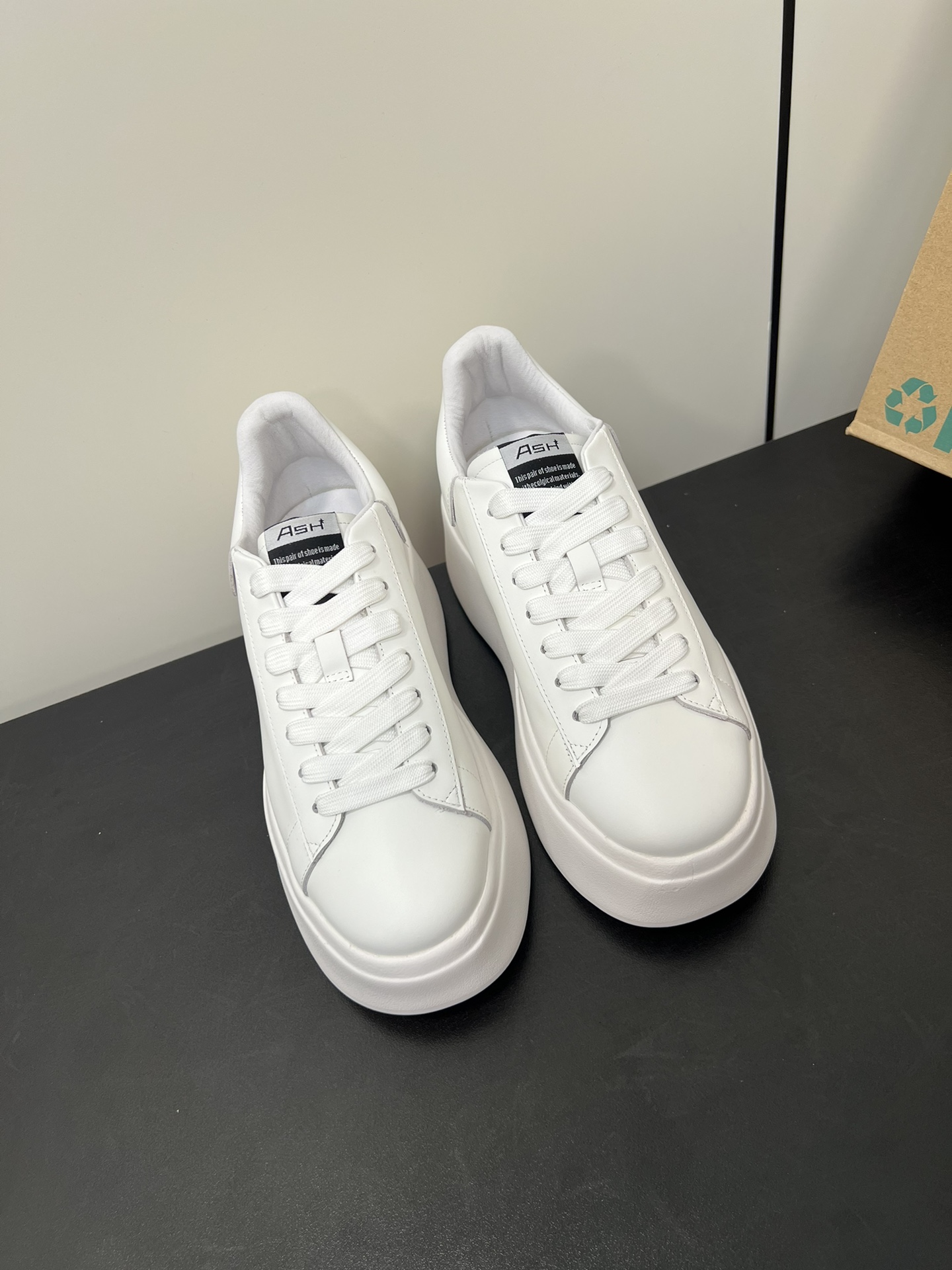 Basic Shoes Breathable M-s