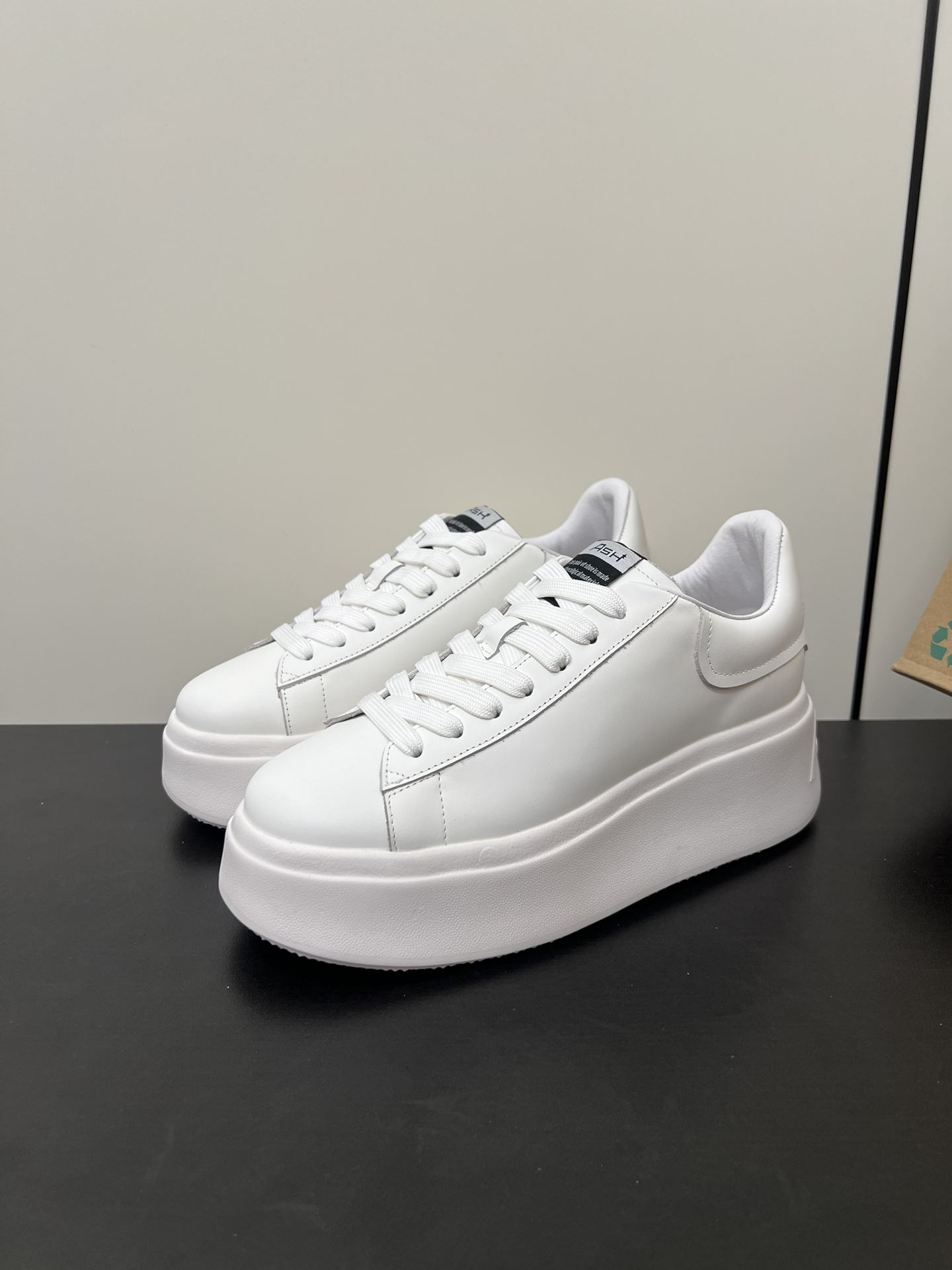 Basic Shoes Breathable M-s